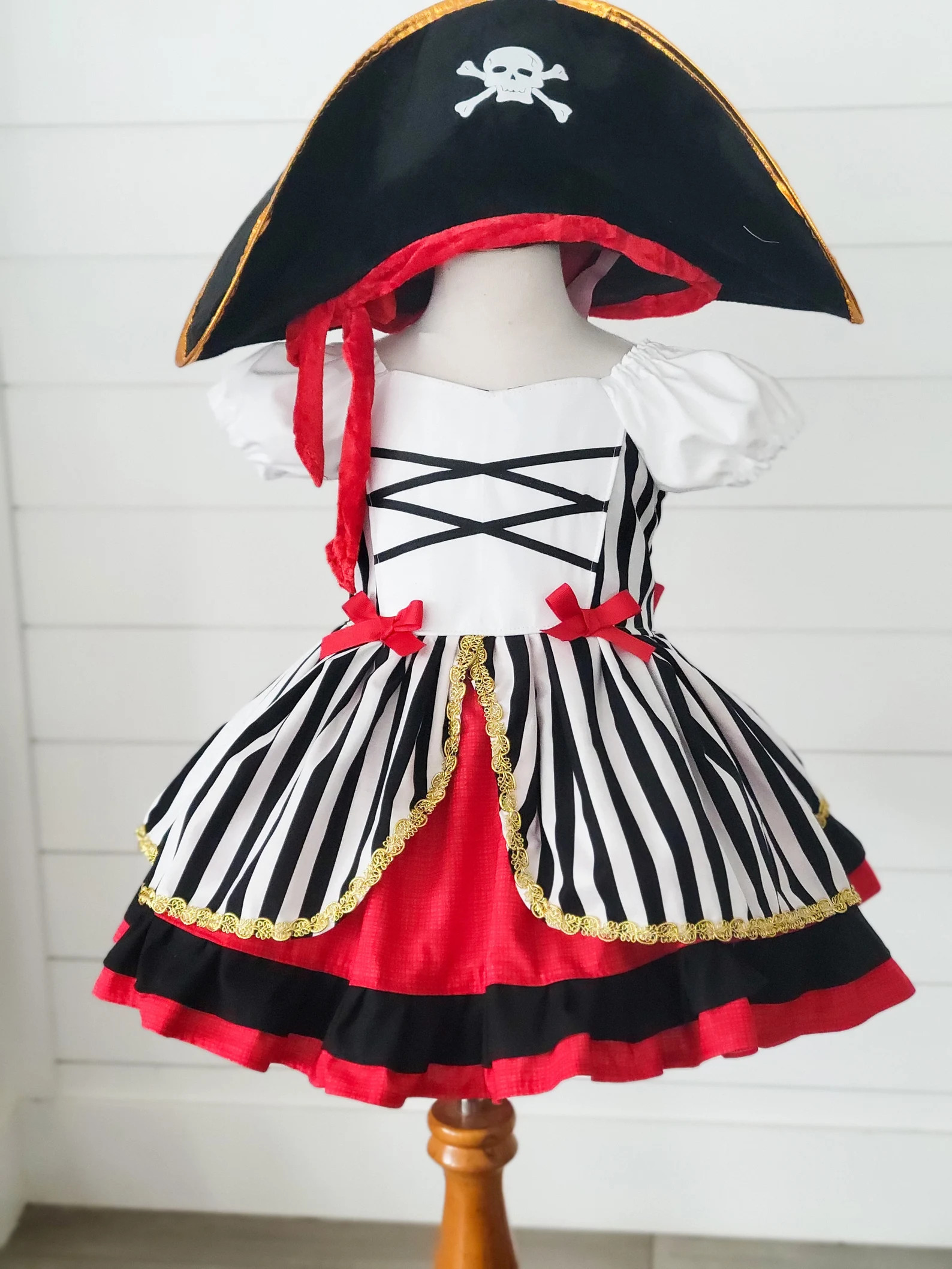 Girls Pirate Dress, Girls Pirate Costume, Pirate Costume, Pirate Dress, Cruise Night Dress, Vacat... | Etsy (US)