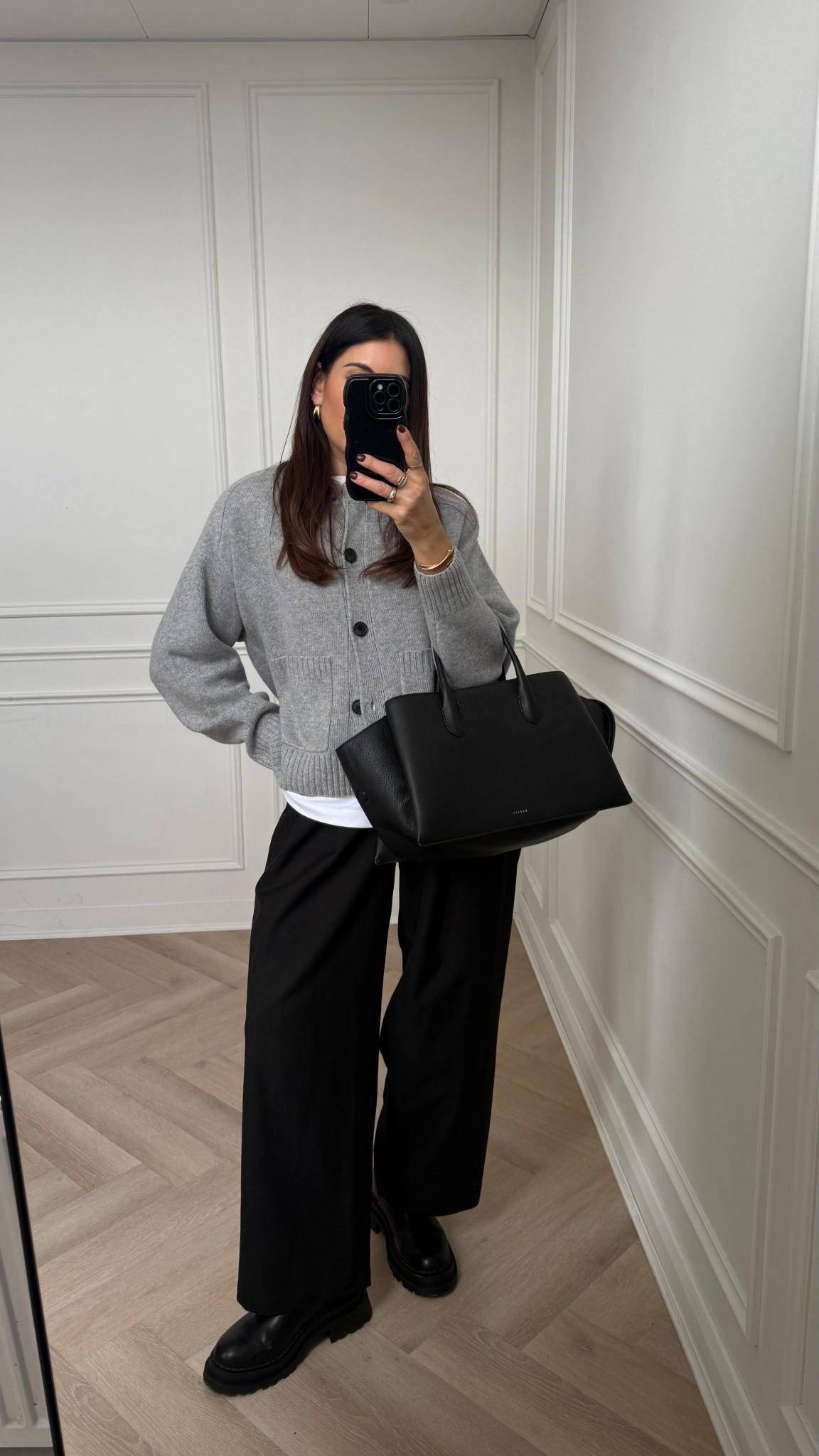 Cosy knits and chunky boots kind of day 

#LTKuk #LTKwinter #LTKstyletip