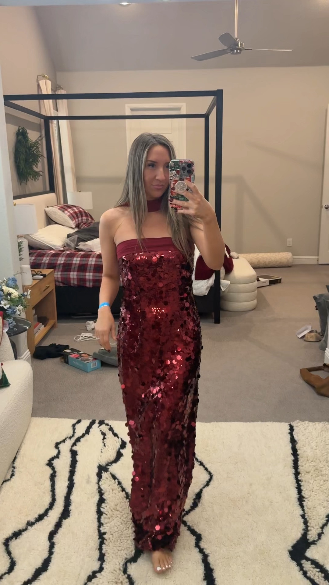 Gorgeous red dress for christmas party or holiday! I’m in a M but should have done a S. Size down if in between sizes

Holiday dress, sequin dress, christmas dress, holiday goan

#LTKootd #LTKHoliday #LTKWedding