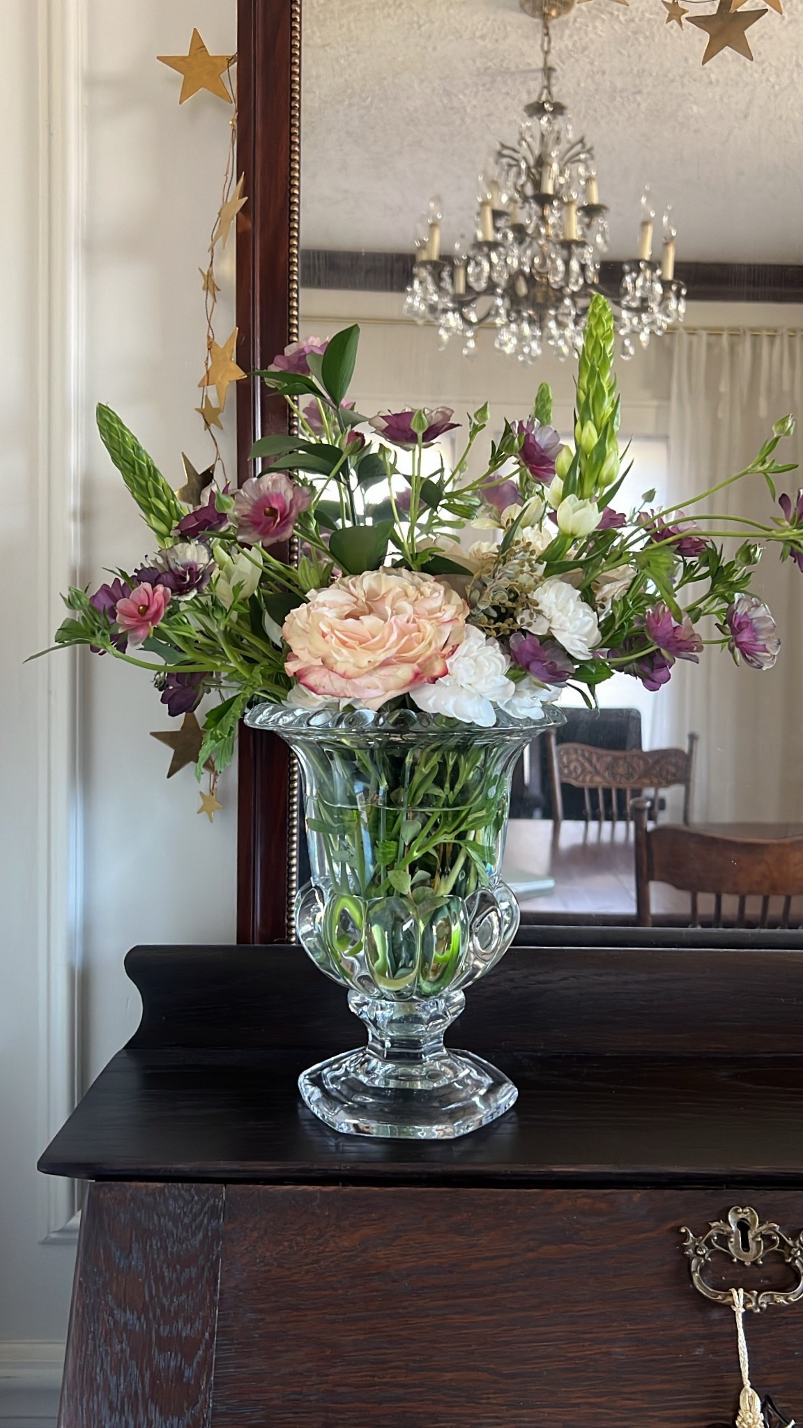 Gorgeous Urn Style Vase ✨

#LTKHome #LTKSeasonal