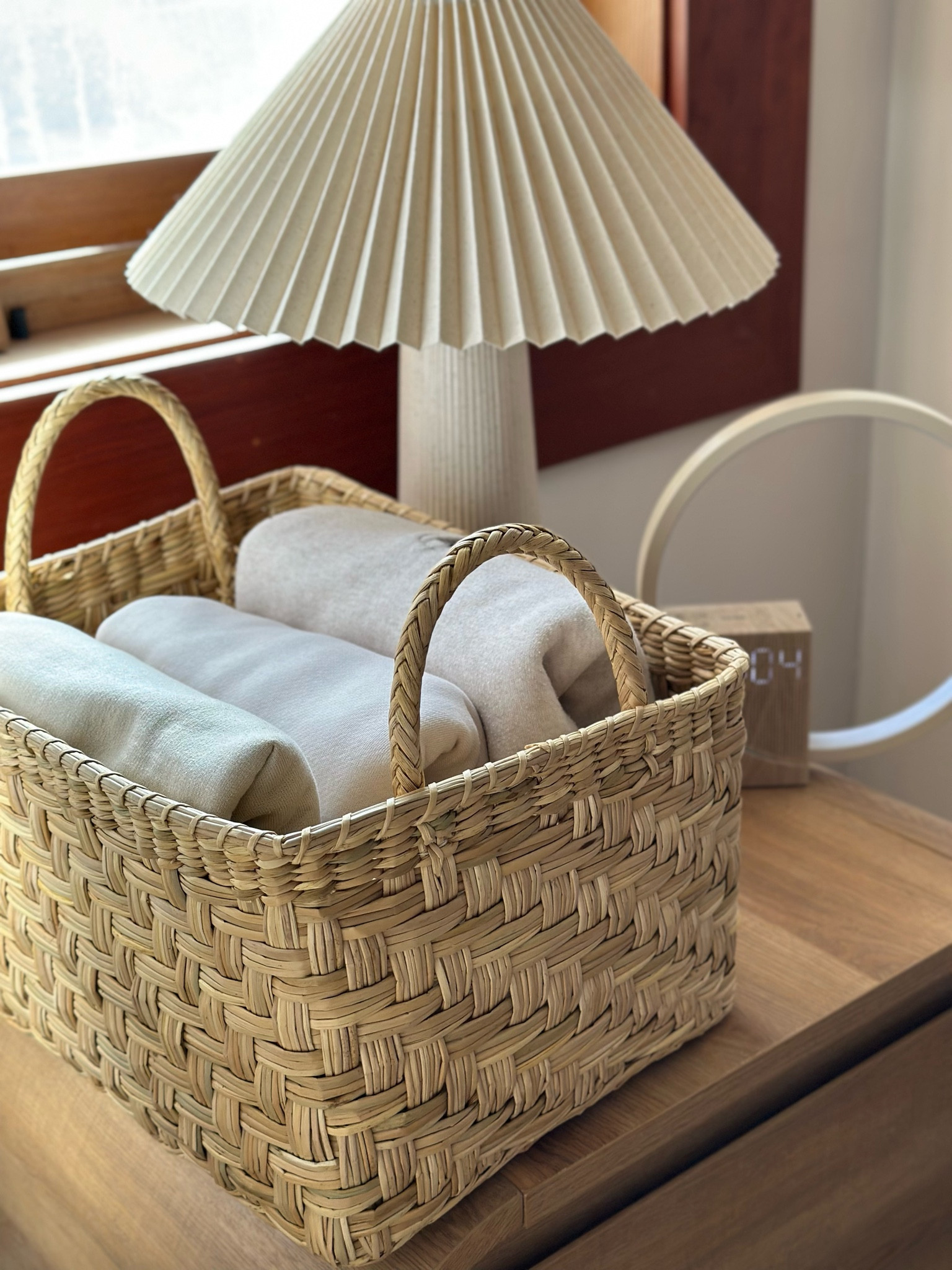 Favorite Home & Nightstand Items 🤎
Target Home
#ltkhome #ltkbedroom 

#LTKFindsUnder50