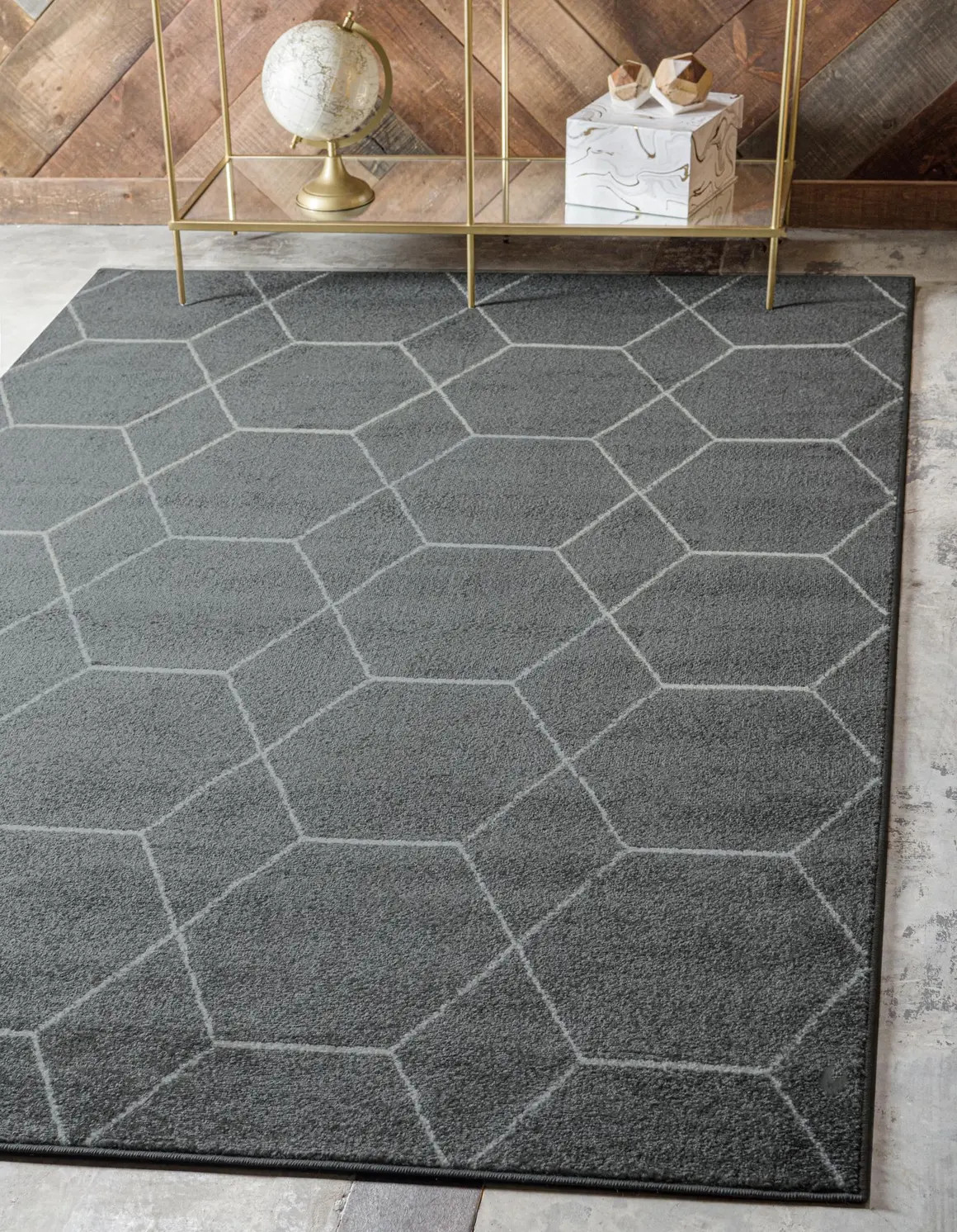 5' x 8' Lattice Frieze Rug | Rugs.com