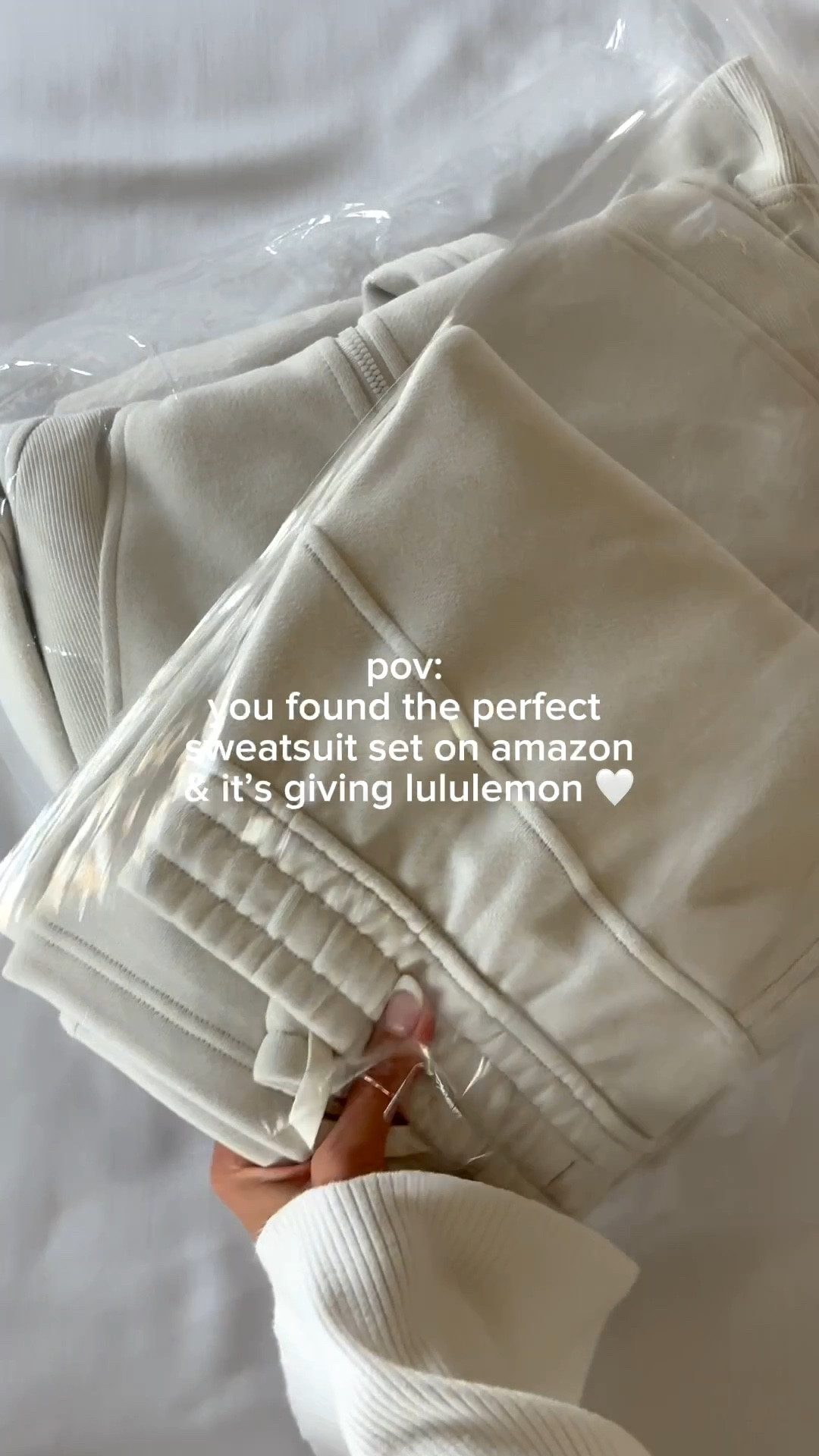 Scroll to shop!! Follow for more!!! Xo! 💫

#LTKBeauty #LTKFindsUnder50 #LTKFindsUnder100