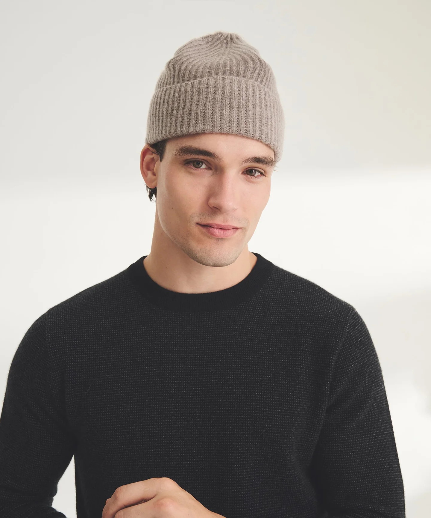 Signature Cashmere Ribbed Beanie | NAADAM