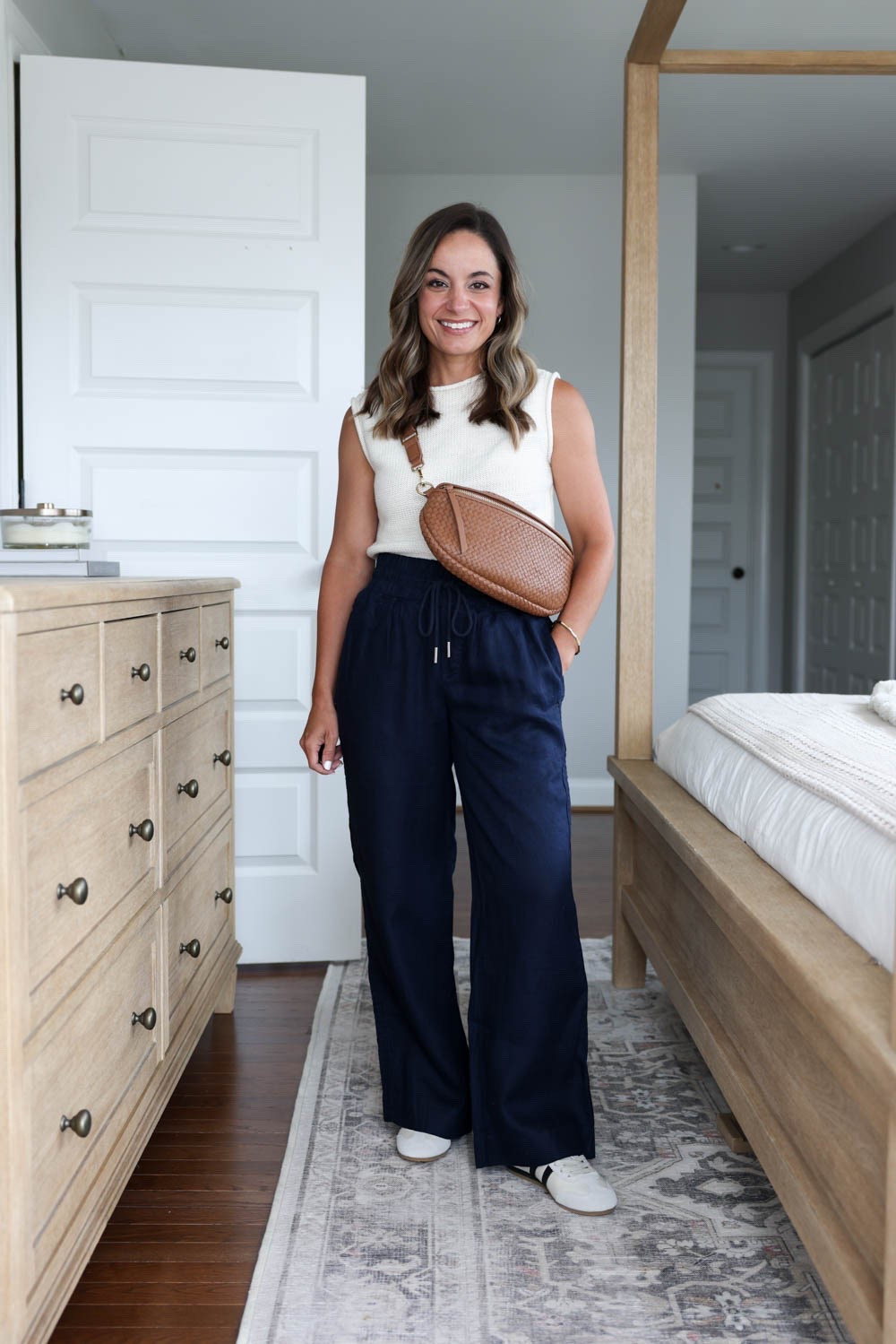 Three summer outfits with sneakers. 

Tank top (Abercrombie): xxs 
Pants (Quince): xs 28” inseam (starts at 26”)

#LTKPetite