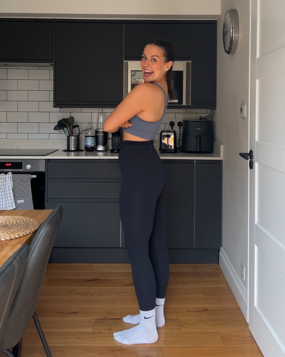 staple leggings ! freepeople movement☁️🌟

gymwear, gym, fitness, running outfit, black leggings, blue sports bra, activewear

#LTKfitness #LTKuk #LTKsummer