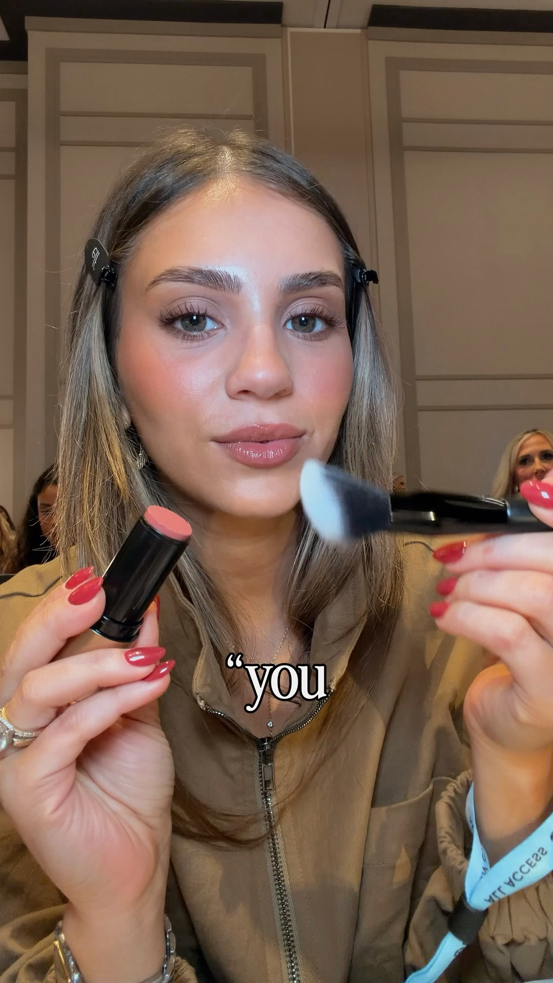 all my trust into putting cream blush over a fully set base 🤞 the new @elfcosmetics
cream blush & bronzers are so buttery soft and won't disrupt the makeup underneath💗❤️🧡  #Ad #Paidlink #elfcosmetics #elfingamazing #eyeslipsface #crueltyfree #vegan #elfpartner