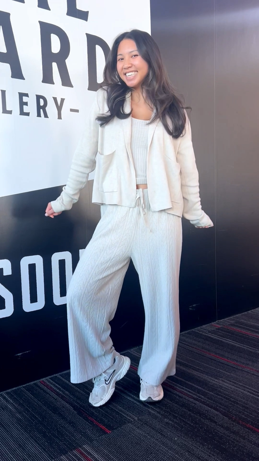 Travel outfit, loungewear, cold weather, fall outfit, Black Friday sale

#LTKSaleAlert #LTKTravel #LTKCyberWeek