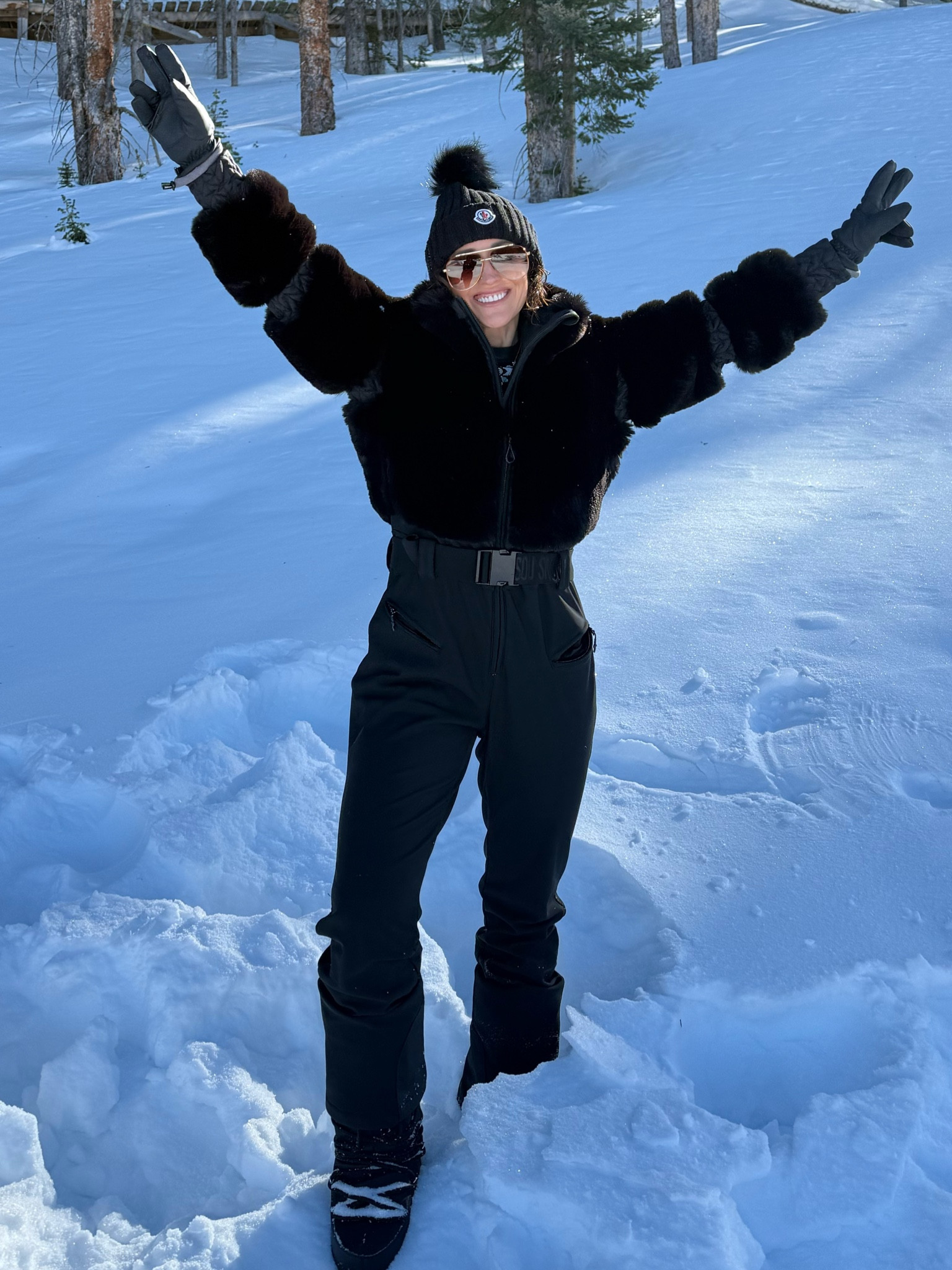 Ski set  Size M. Was so warm with all the layers 

#LTKSaleAlert #LTKTravel #LTKOver40