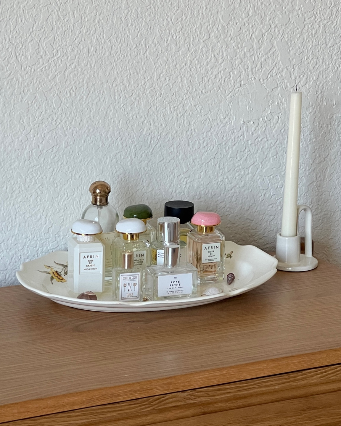 Perfume tour and links to where they’re from. If they brand isn’t available on LTK see below:

MERGE GOODS - balmy summer roll on perfume
COQUI COQUI - tabacco
LE MONDE GOURMAND - rose Richie (I don’t think they make this scent anymore)