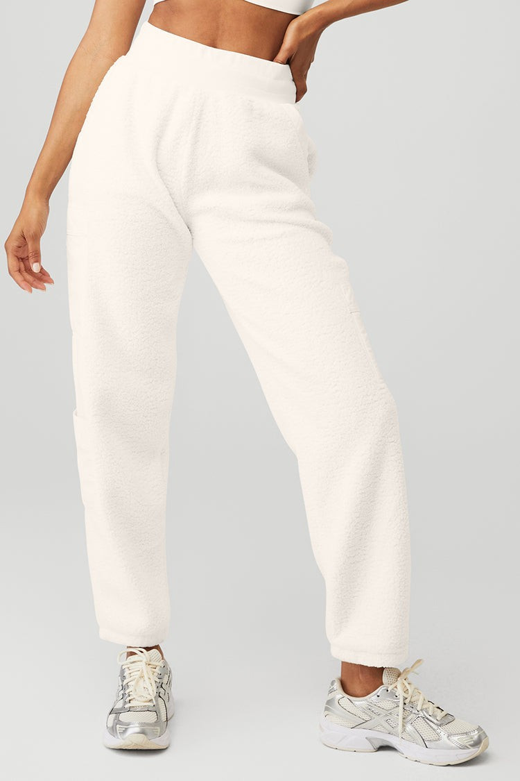 Micro Sherpa High-Waist Solstice Sweatpant | Alo Yoga (US)