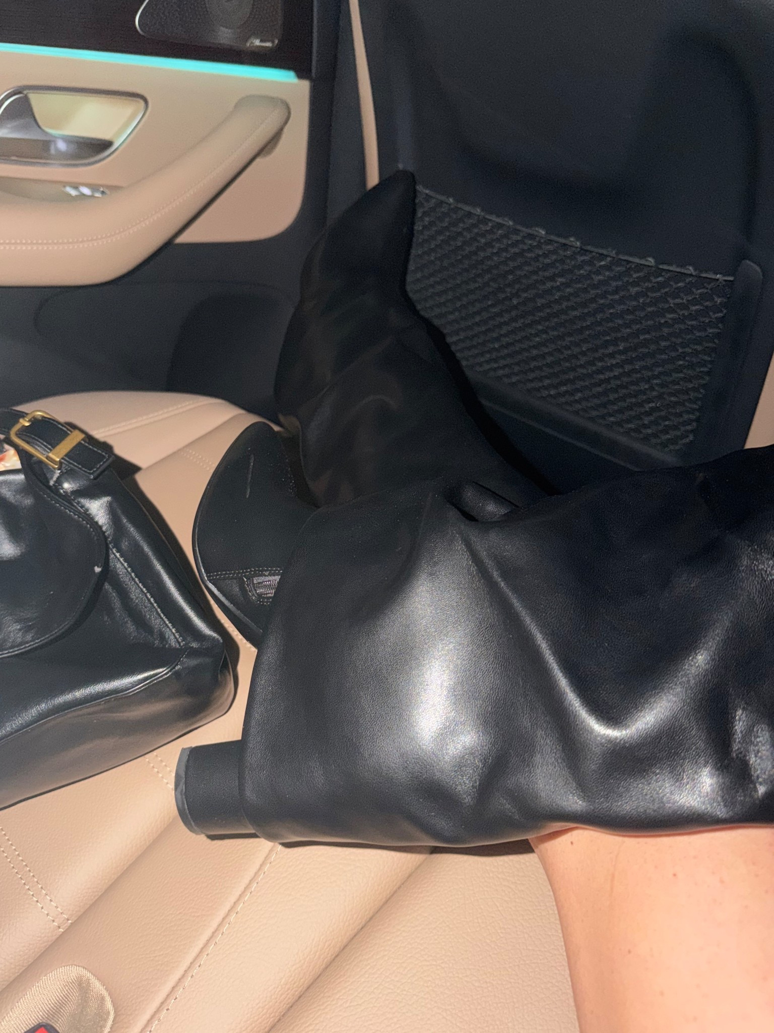 The sexiest boots!! 🔥🔥 

#LTKHoliday #LTKCyberWeek #LTKGiftGuide