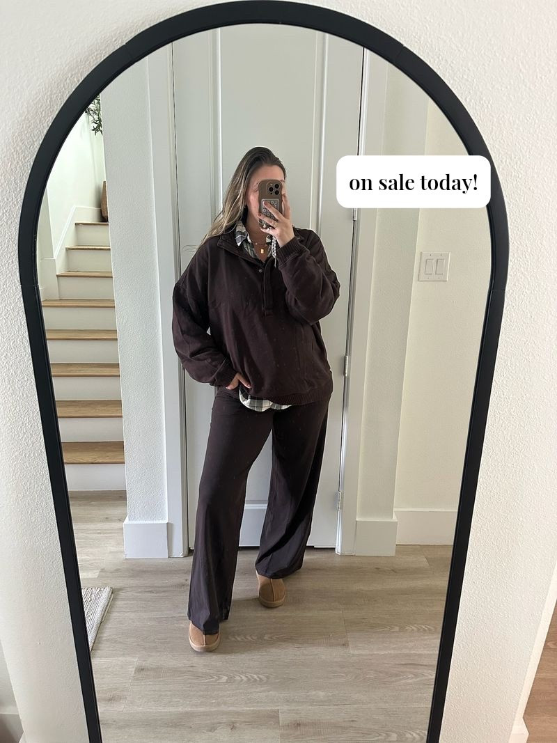 This outfit would be perfect if you’re traveling for Thanksgiving, where to even wear for Thanksgiving dinner if you keep it more casual! Everything is on sale today! 😍🙌🏻

#LTKSaleAlert #LTKFindsUnder50 #LTKMidsize