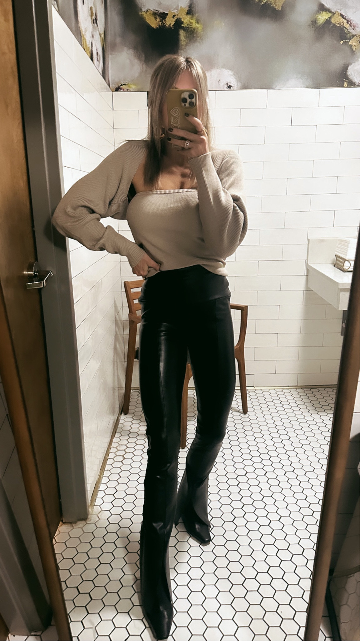 Full outfit 25% off — wearing a size small in the top and XS in bottoms  

#LTKparties #LTKsalealert #LTKCyberWeek