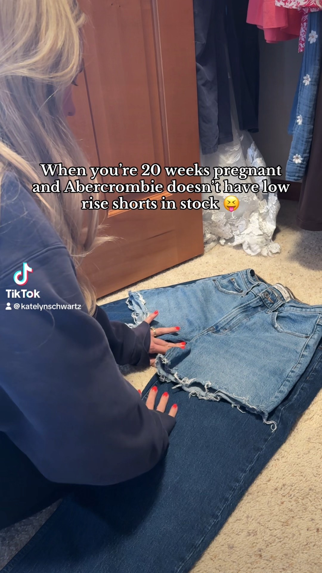 When Abercrombie doesn’t restock the low rise jeans and you’re 20 weeks pregnant 🫠

#LTKFindsUnder50 #LTKBump #LTKStyleTip