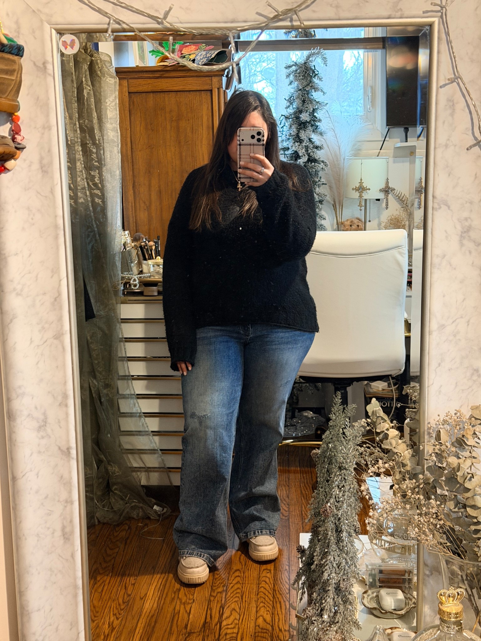 Layer 2 of today’s look. It’s cold + rainy but so needed all the layers 

#LTKSeasonal #LTKootd #LTKMidsize