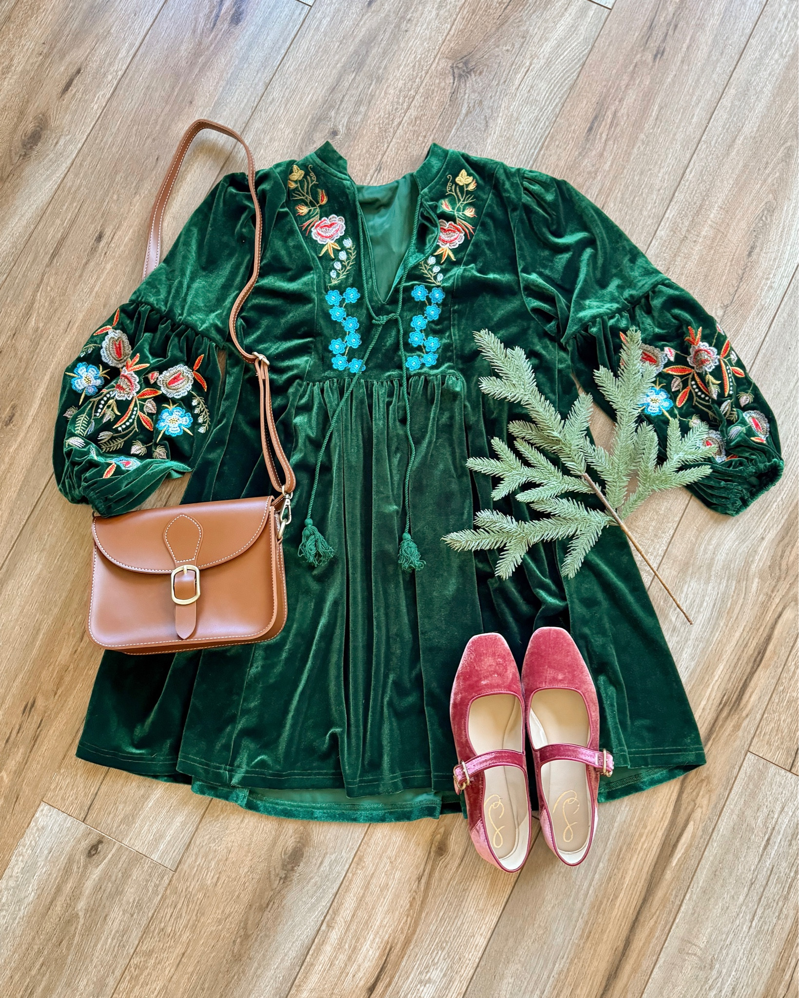 green emerald velvet dress ZARA JAHAN 974 GREEN-3piece Embroidered Velvet Dress – Zara Jahan main image 1
