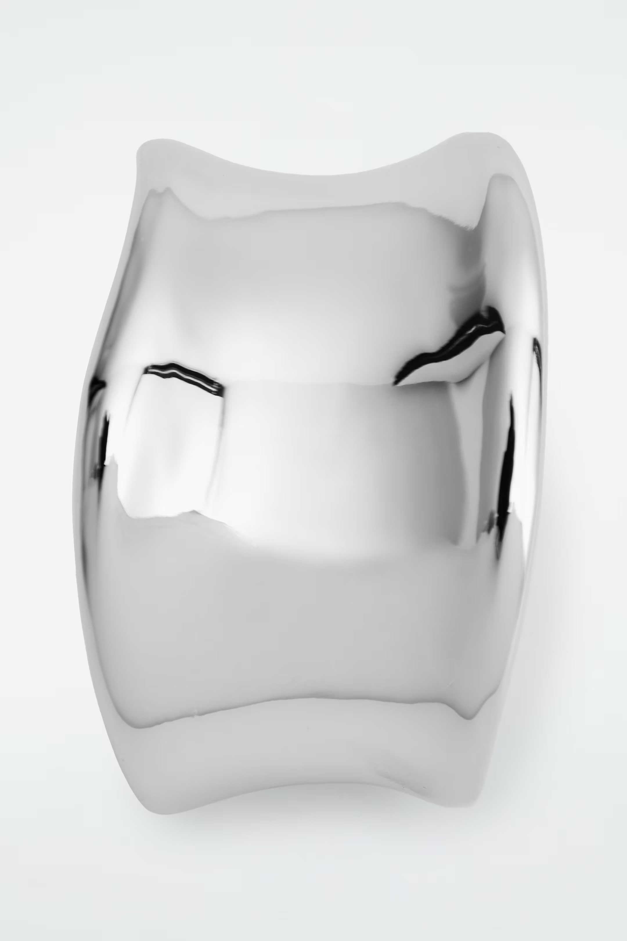 SCULPTED CUFF - SILVER | COS US | COS (US)