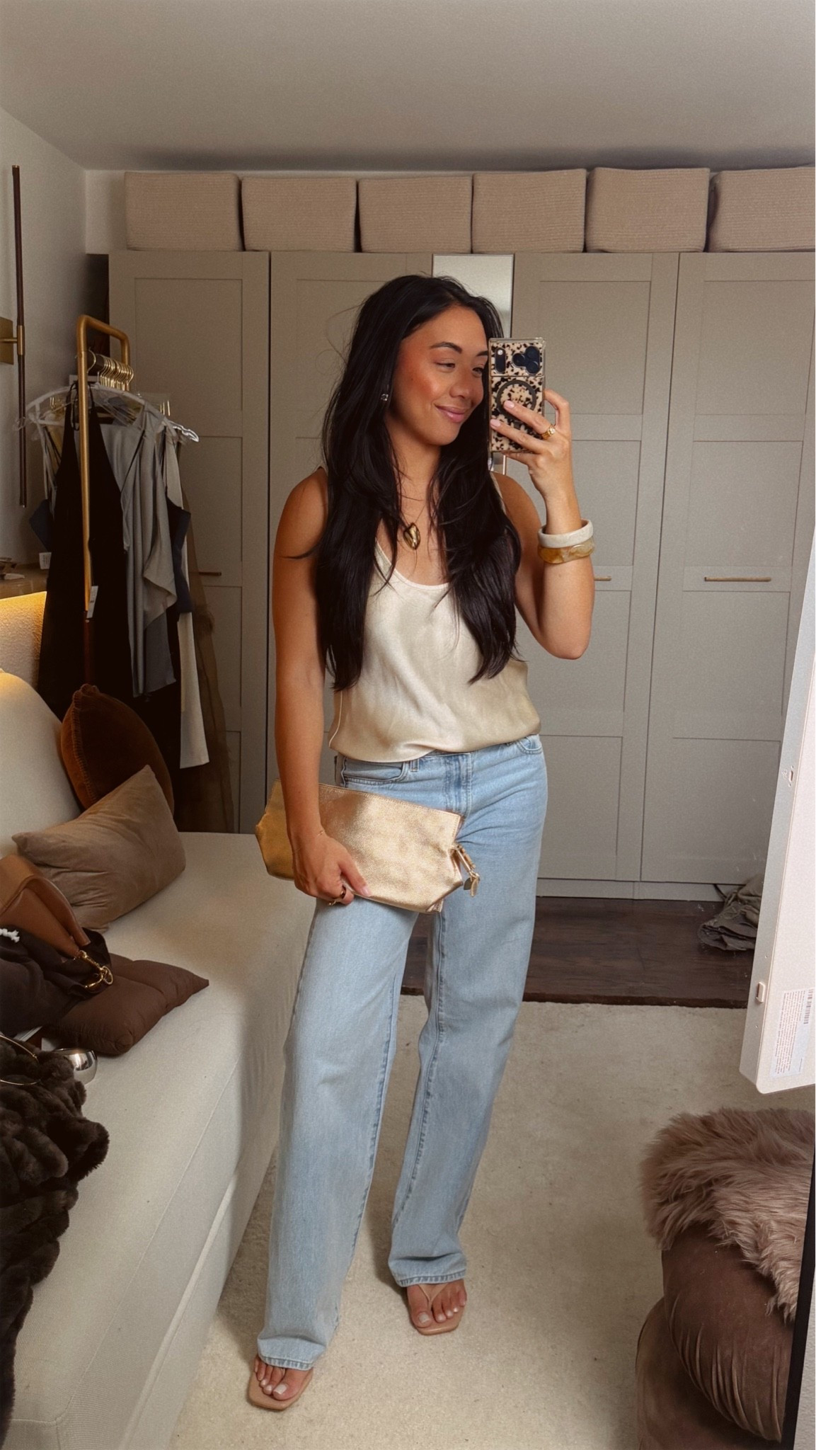 Casual date night outfit - wearing size M top and 26 jeans

#LTKootd #LTKPetite #LTKgrwm