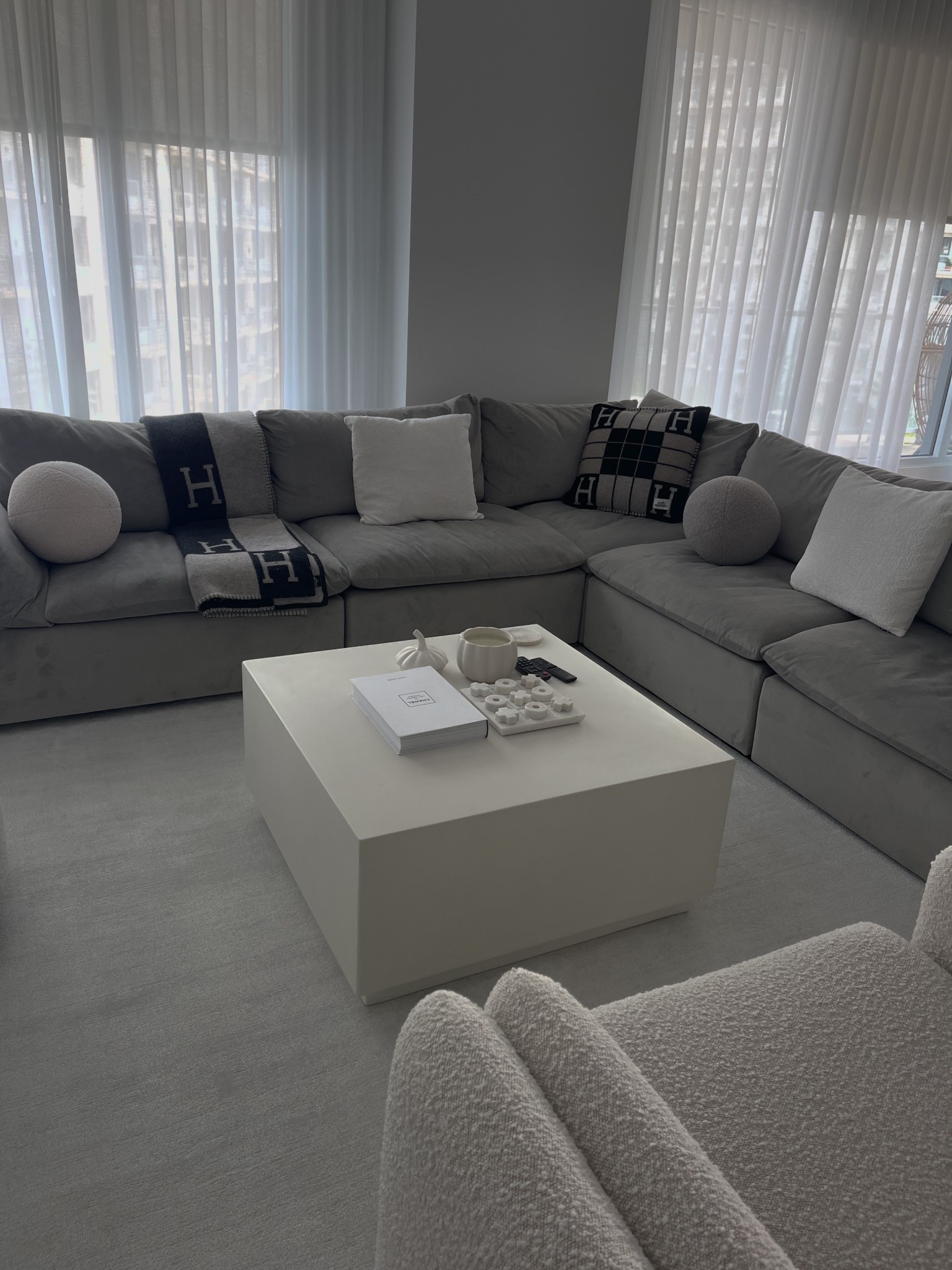 Cozy neutrals, luxe details—shop my living room faves and steal the vibe!

#LTKHome #LTKStyleTip #LTKWatchNow
