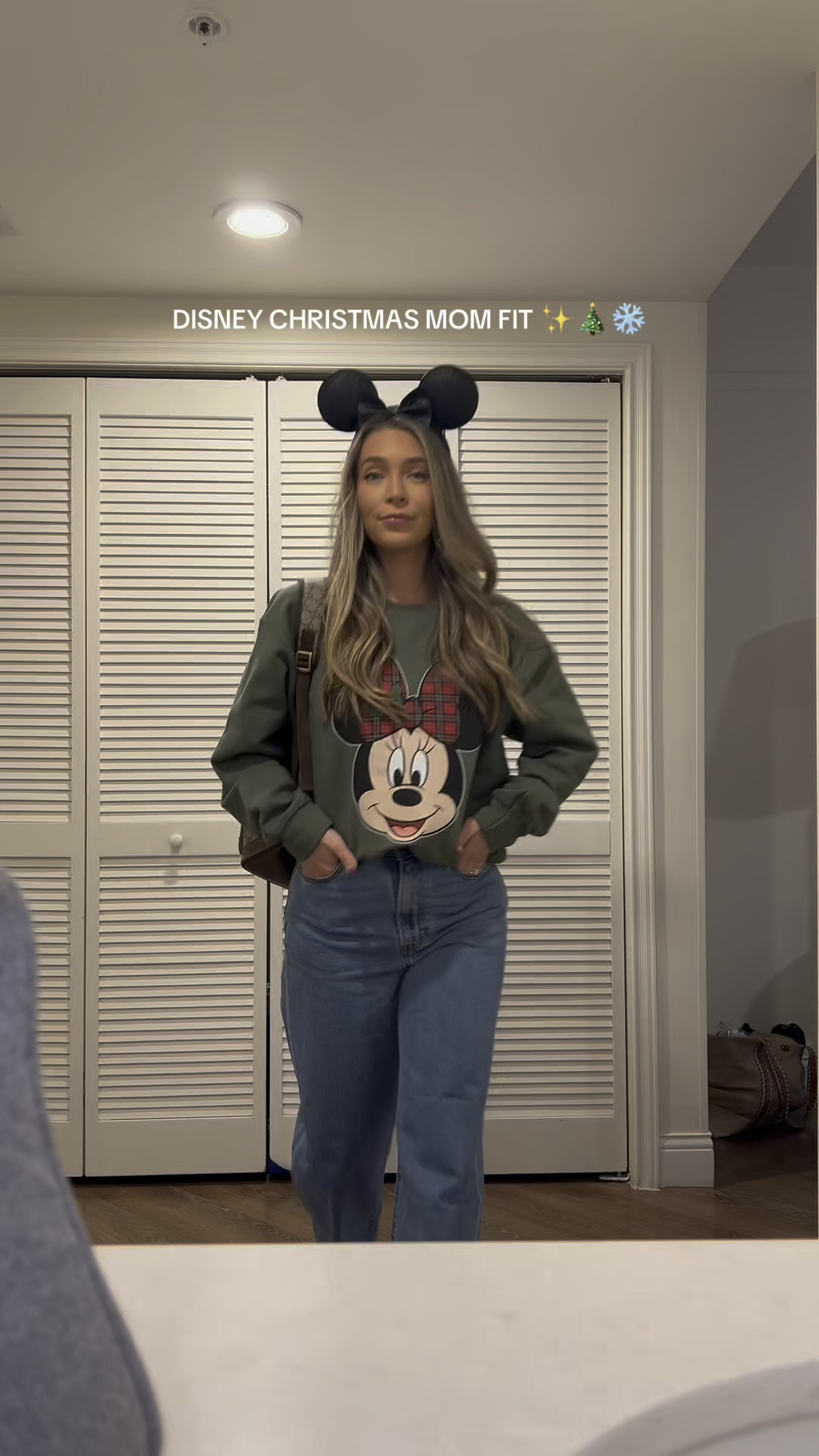 Disney Mom Fit 
#christmas #disneychristmas #disneymom 

#LTKSeasonal #LTKStyleTip #LTKHoliday