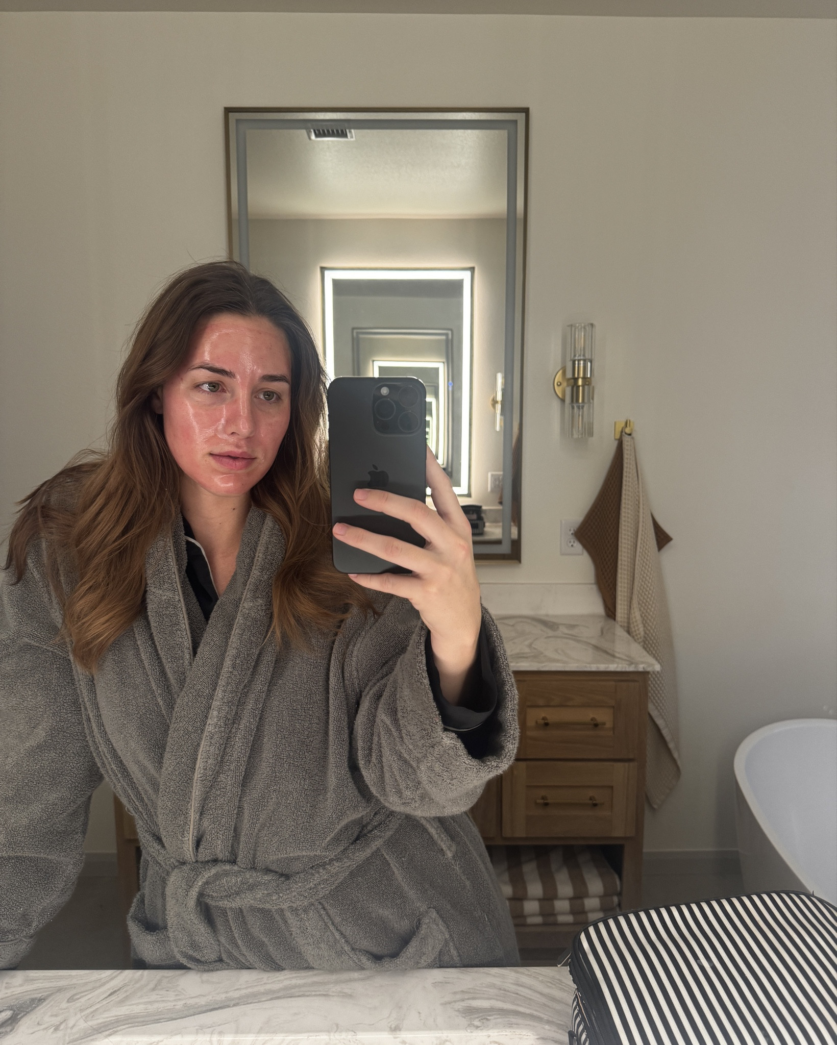 Through this mask on after wearing a full face of makeup because I know my skin is prone to breaking out afterwords 👏🏼 Medicube Collagen night wrapping masks #medicube #skincare #

#LTKmorningroutine