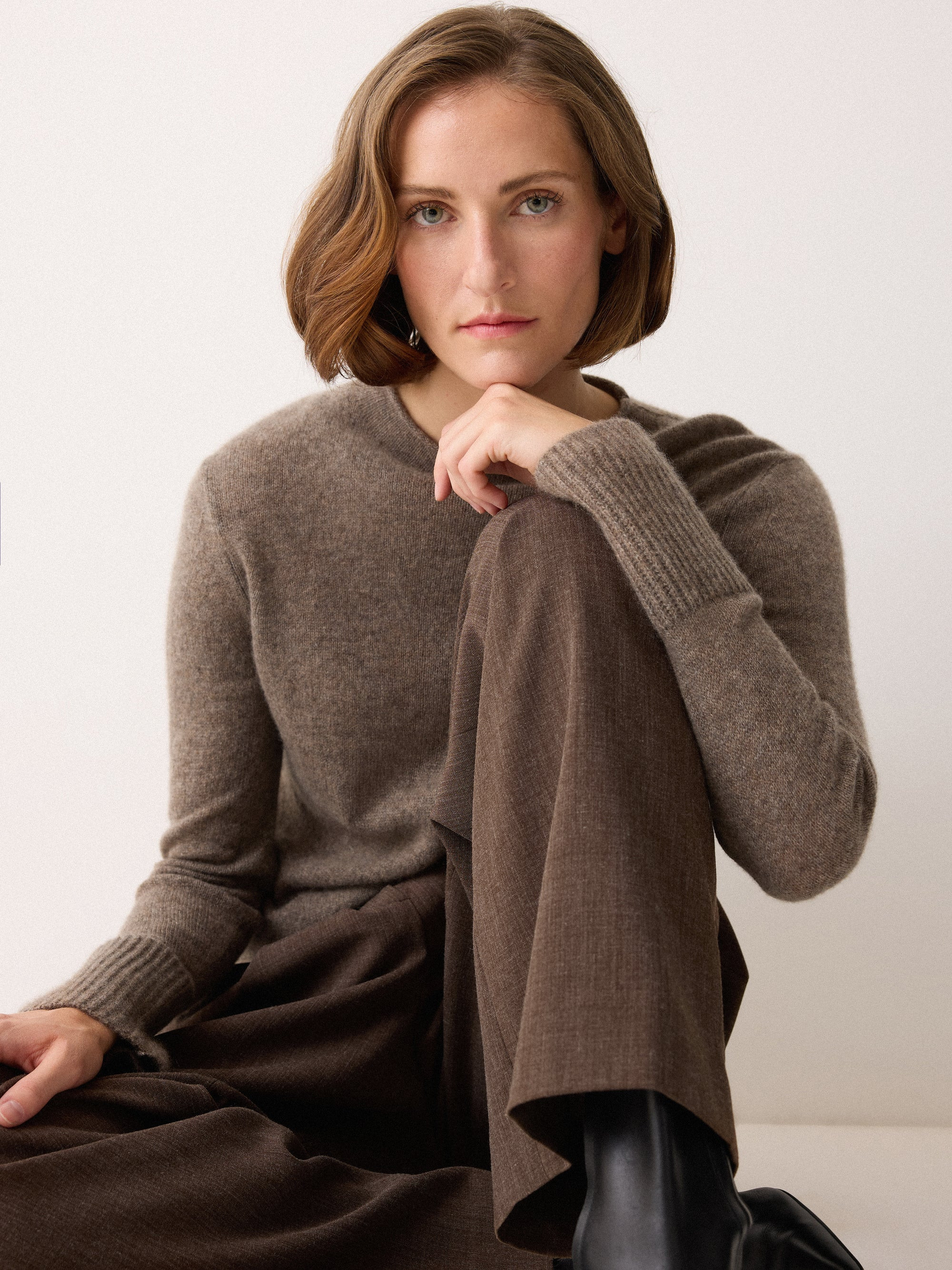 Cloud Cashmere Eldon Jumper | Taupe | Jigsaw (UK)
