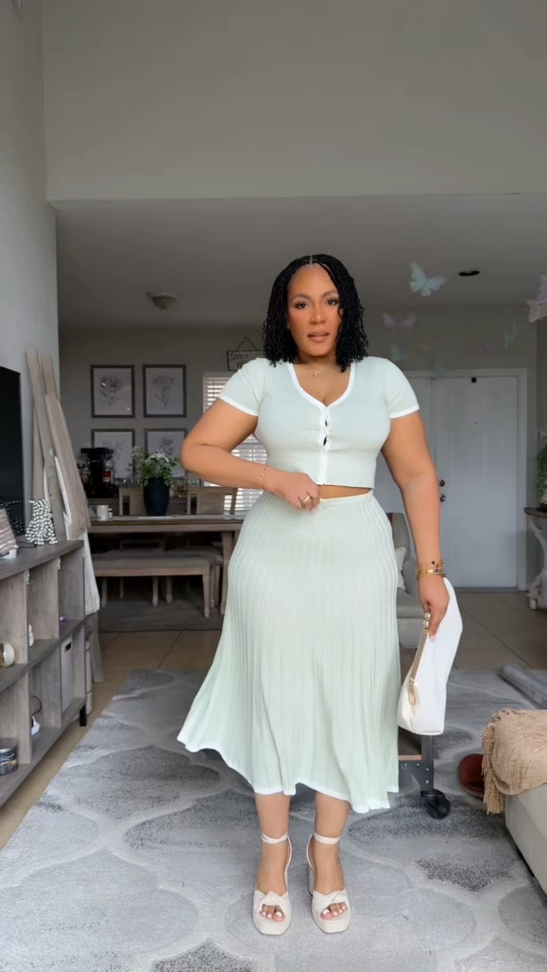 Bought this set last Summer and it’s perfect for Easter. Wearing Size M