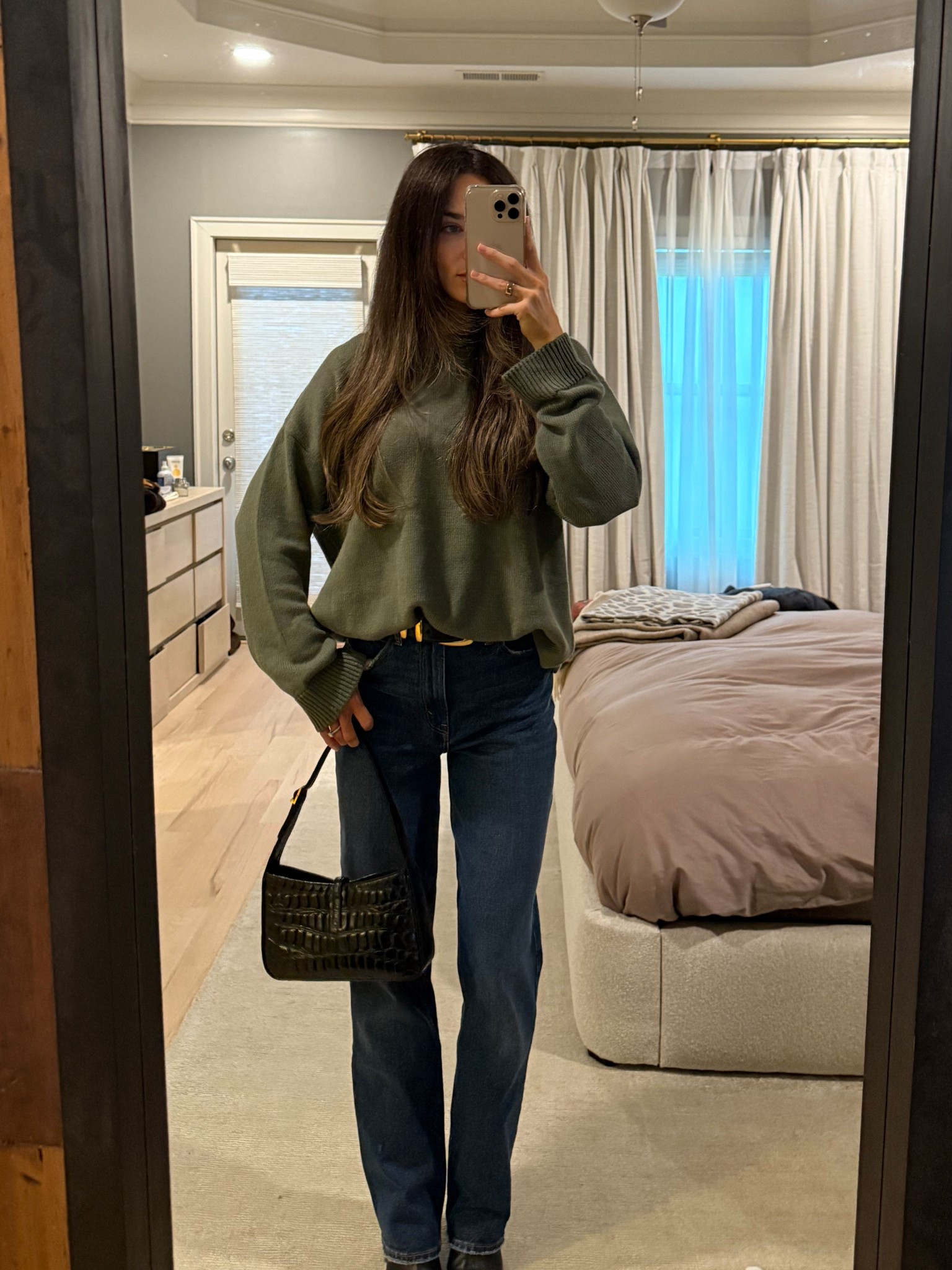 24 Jean
S/m sweater
BLACK FRIDAY SALE 

#LTKgrwm #LTKootd #LTKCyberWeek