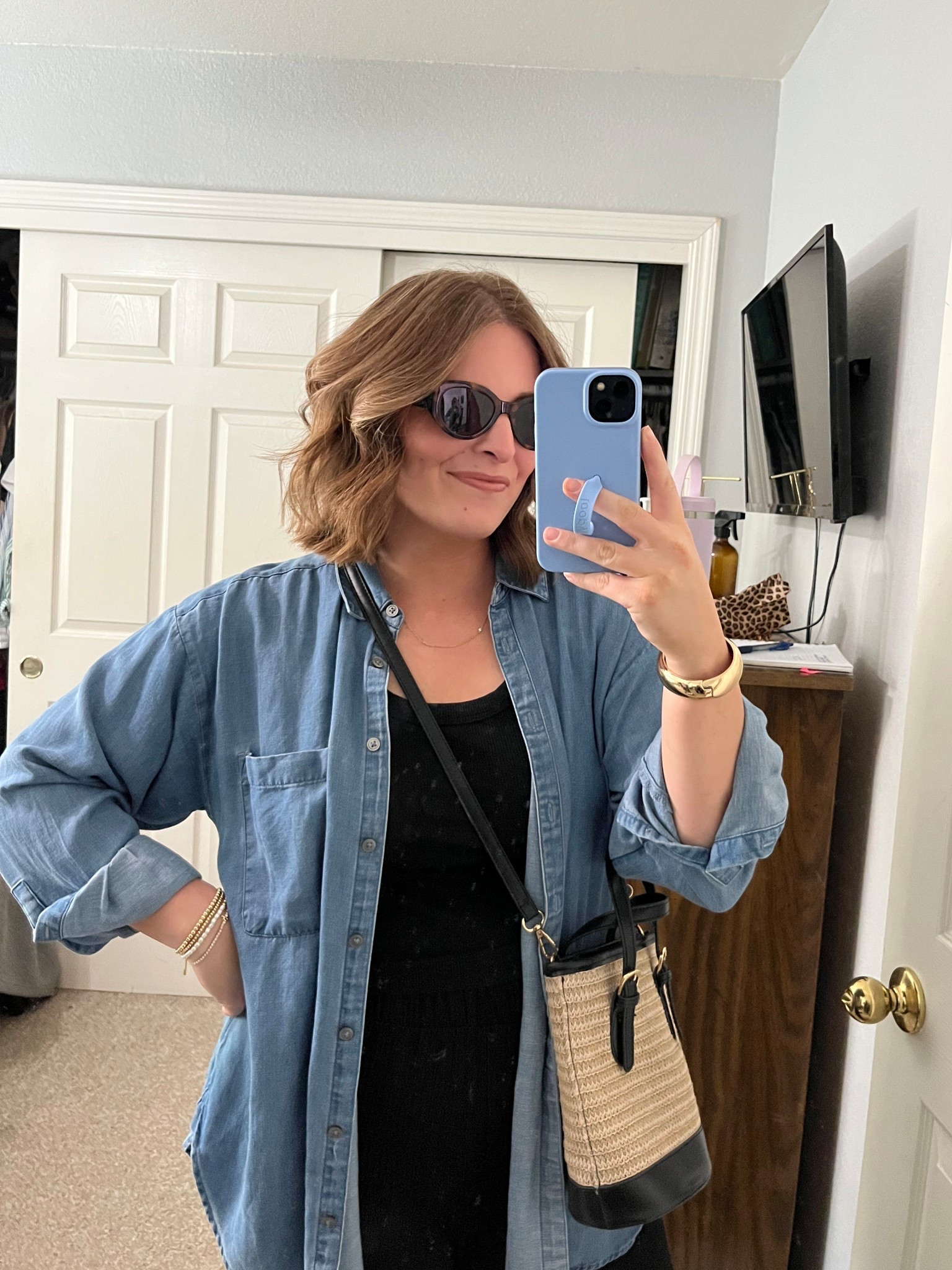 5.5 ootd// I’ve had this button down for awhile and love it as a layering piece! Oversized fit, wearing M

#LTKMidsize #LTKStyleTip