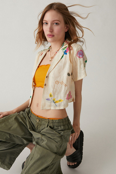 UO Eden Embroidered Souvenir Button-Down Top | Urban Outfitters (US and RoW)