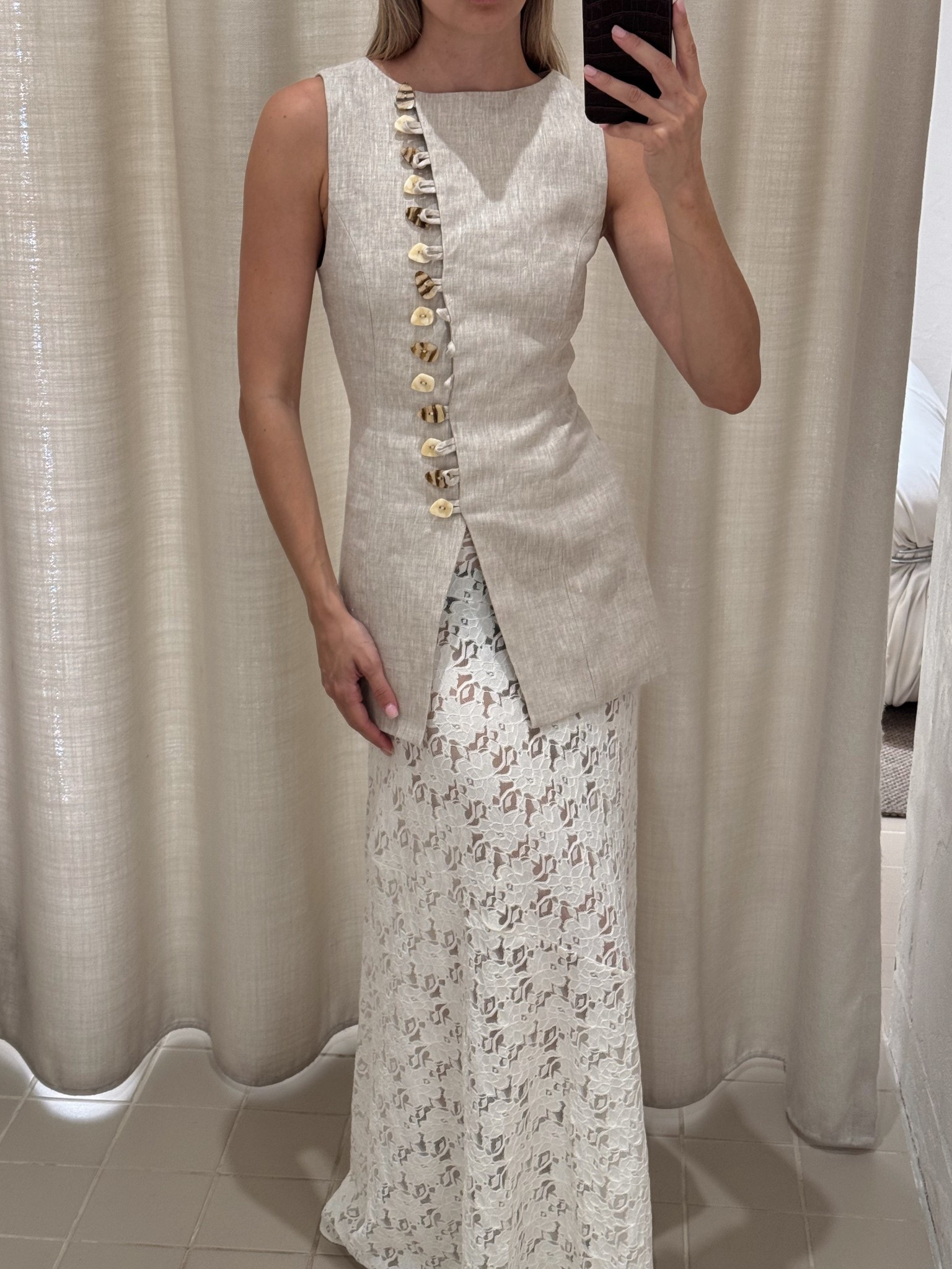 Loving this #dissh linen top - it’s 30% off too! Wearing a size 6 in both linen vest and lace skirt! 

#LTKautumn #LTKaustralia #LTKstyletip