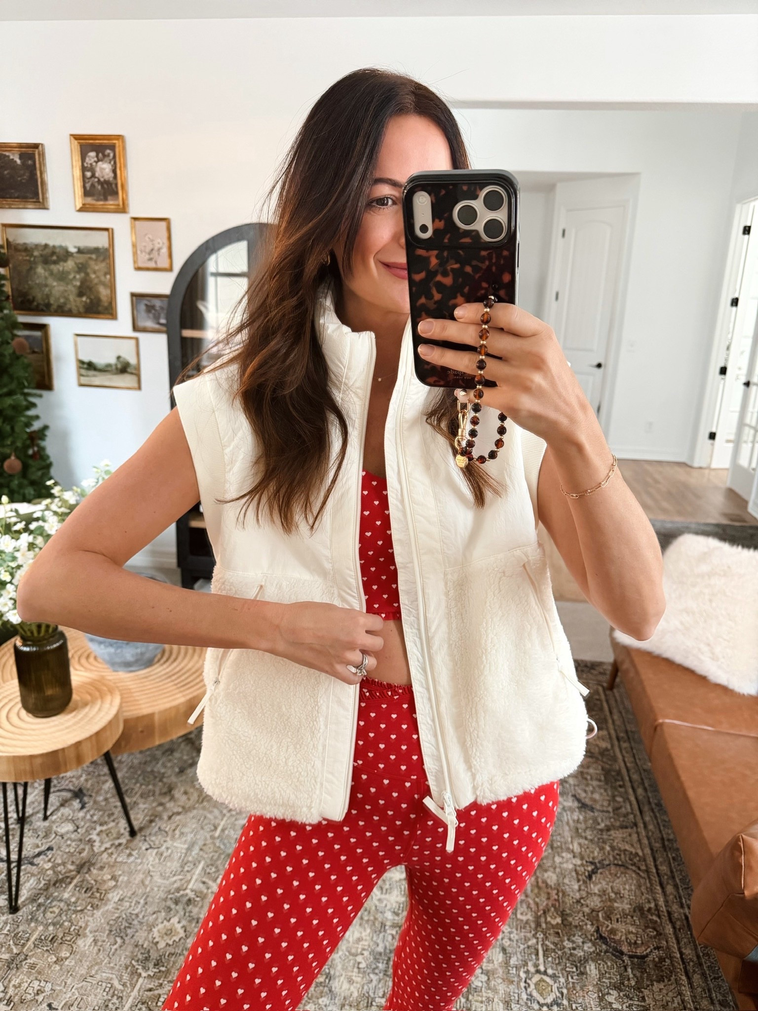 This vest is a great option to add an extra layer for warmth! Looks great with your workout clothes or a casual long sleeve! 

#LTKgrwm #LTKActive #LTKootd