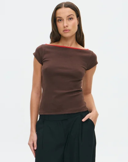 Contrast Binding Fitted Tee | Glassons (Australia)