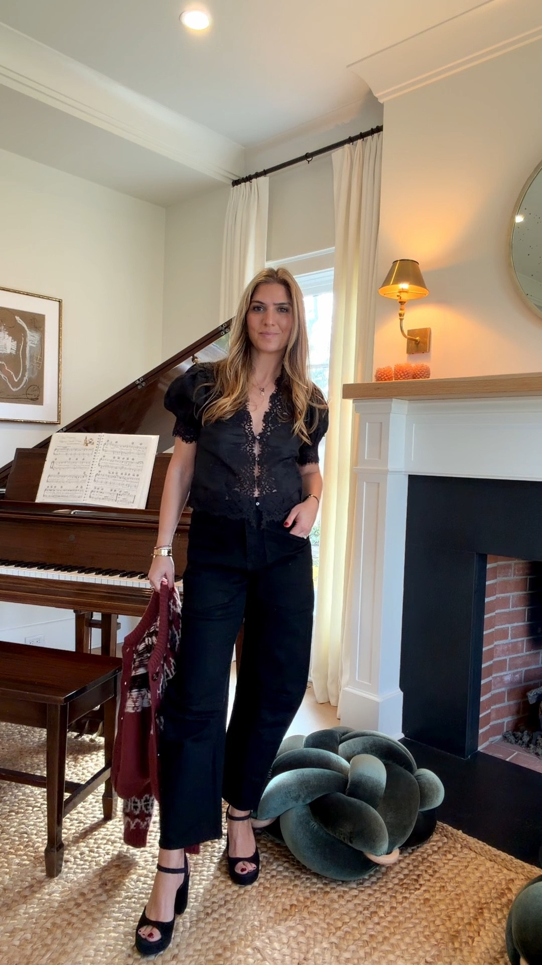 Holiday Outfit Ideas with Saks
@saks
#saks
#sakspartner

#LTKSeasonal #LTKCyberWeek #LTKHoliday