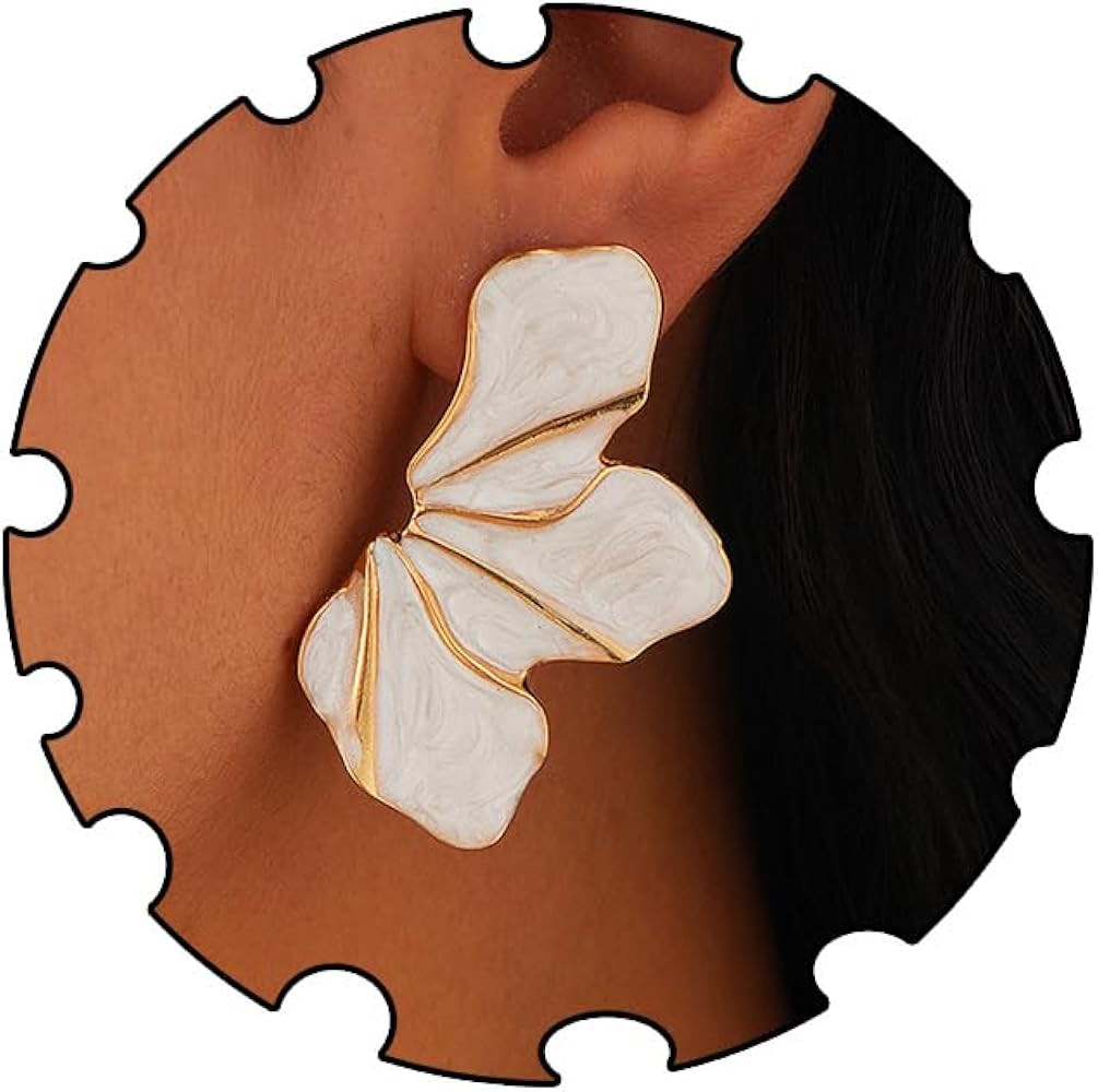 Vintage Flower Stud Earrings Exaggerated Oversized Daisy Flower Earrings Statement Jewelry for Wo... | Amazon (US)