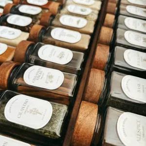 Custom handmade spice sticker labels | Classic Ivory - 1.33 x 2.08 in | Etsy (Global)