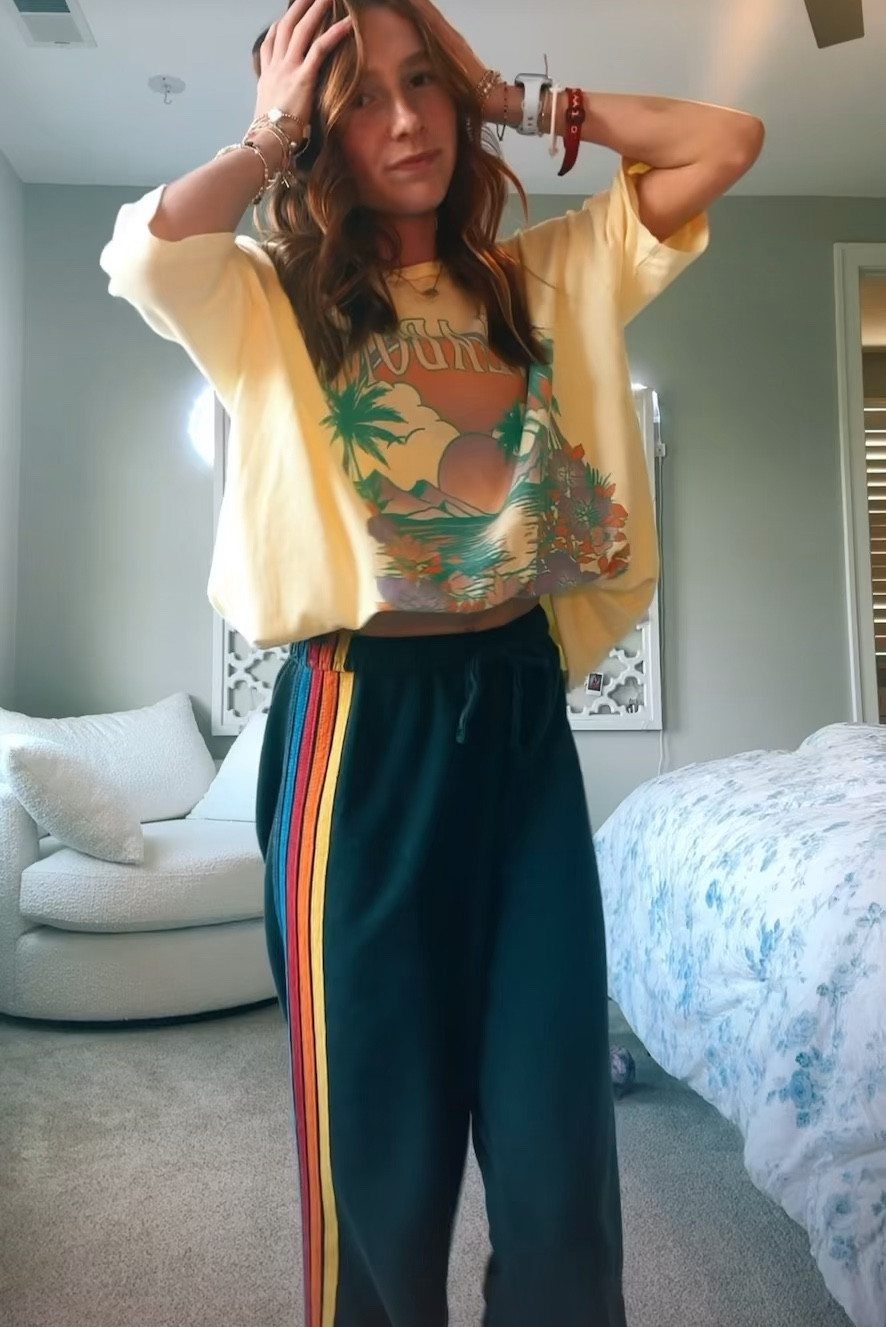 OOTD! 
Shirt is from billabong

#LTKVideo #LTKBeauty #LTKStyleTip