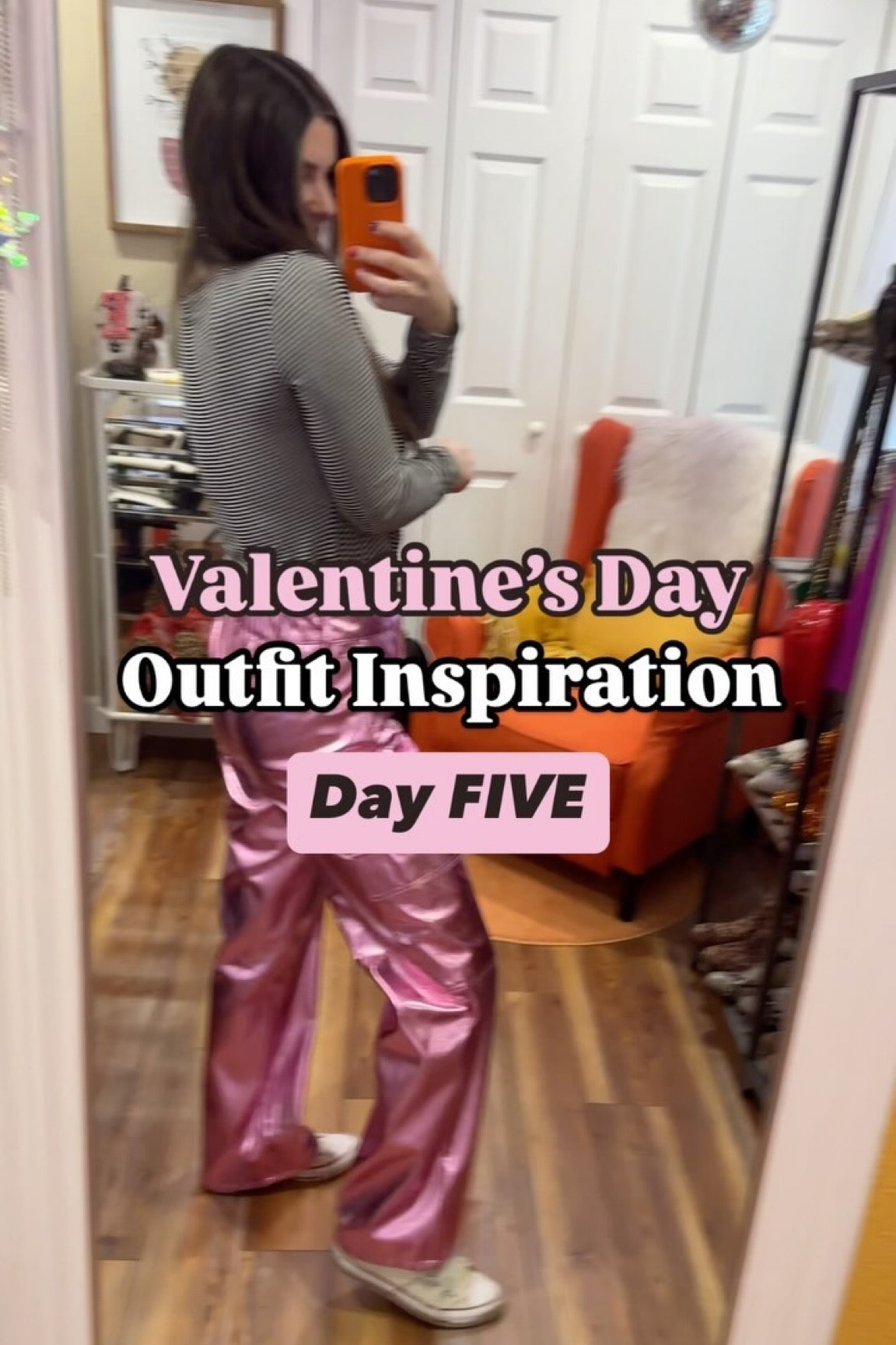 Looking for Valentine’s Day outfit inspiration? 💌

Today is Day 5 of 5 Valentine’s Day outfits to help spark creativity in your wardrobe! 

And, today might just be my fave outfit of the week. Who else loves statement pants?!👖 

#valentinesdayoutfits #outfitinspirations #valentinesdaylook #inspiredstyle