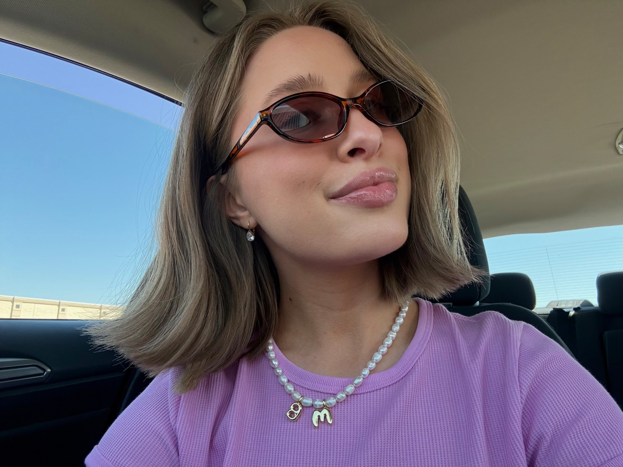 Linked my makeup products! 💄 
Amazon sunnies & earrings 
Necklace is from ALV Jewels 
Gap waffle baby tee in size M

#LTKdayinmylife #LTKBeauty #LTKgrwm