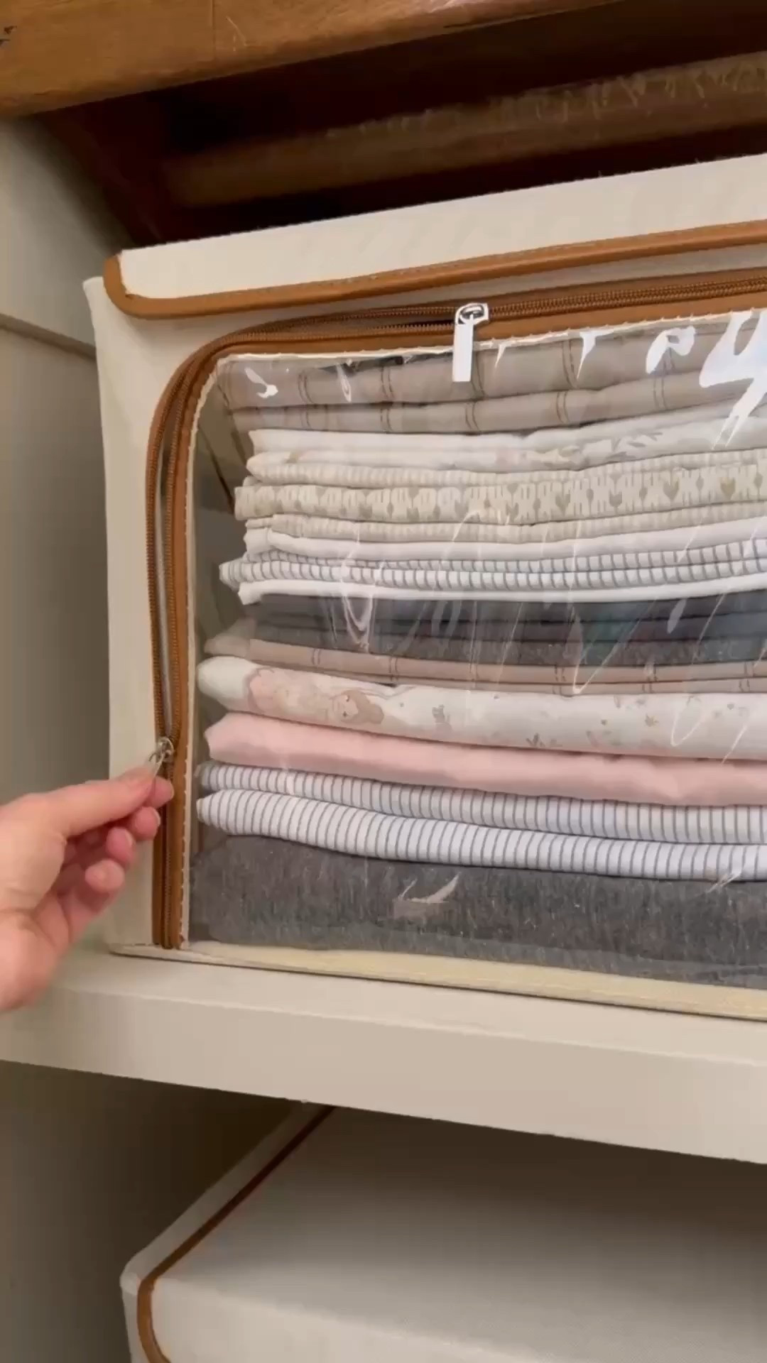Staying organized never looked this good 🤍 These canvas storage bins with clear zip fronts are perfect for keeping linens, bedding, and seasonal clothes neatly stacked and dust-free. I love how the neutral fabric and leather trim blend seamlessly into any closet or laundry room — practical and pretty storage that makes it easy to find what you need ✨🧺

#ClosetOrganization #LinenStorage #HomeOrganization #StorageBins #CanvasStorage #ClosetGoals #NeutralHome #LaundryRoomInspo #OrganizedHome #LTKHome #LTKFinds #eanesinteriors




#LTKdayinmylife #LTKHome #LTKFindsUnder100