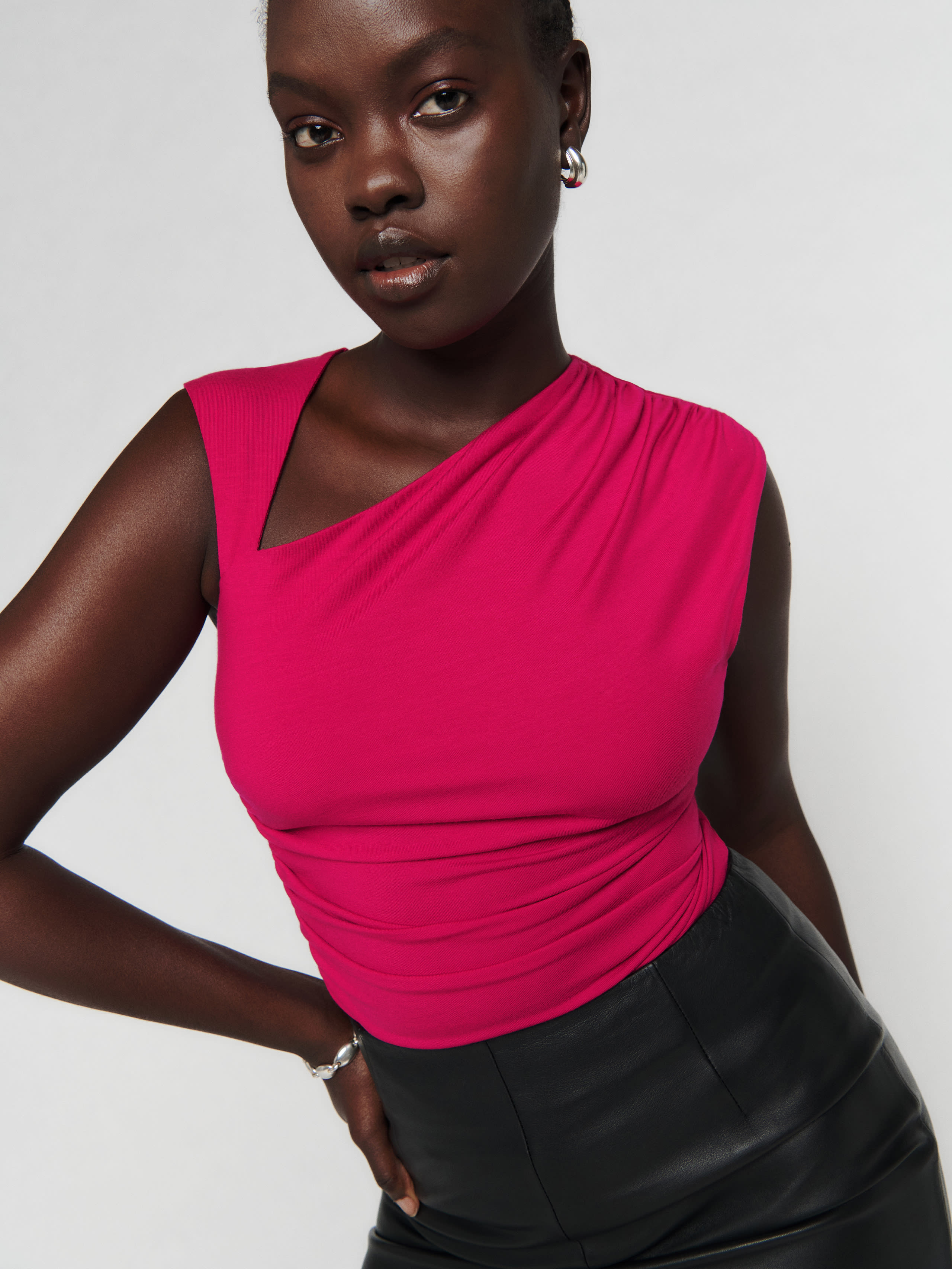 Shae Knit Top | Reformation (Global)