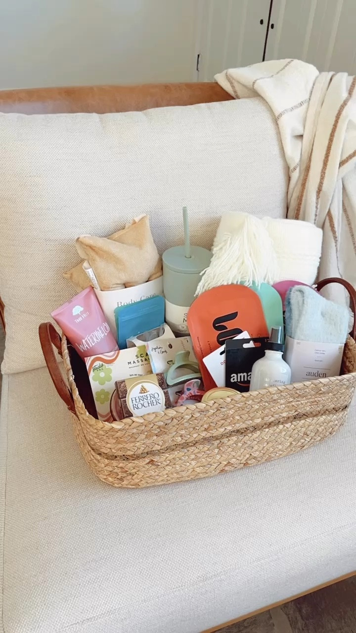 We built a little “Get Well Gift Basket” for our family’s nanny, who is recovering from surgery. 

We included things like a cozy blanket, soft crew socks, spill proof water bottle, body lotion, hydrating face masks and the perfect candle. 

Hopefully this will make her down time a bit more comfortable! 

#LTKBeauty #LTKGiftGuide #LTKFindsUnder50