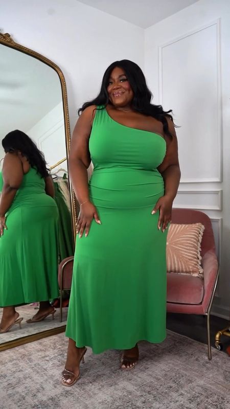 This dress is spicyyy❤️‍🔥 Definitely wearing this out on the town💚

Wearing XXL.

plus size fashion, dresses, wedding guest dress, vacation, spring outfit inspo, summer fashion, mini dress, maxi dress, brunch, girls night, date night looks, style guide

#LTKfindsunder100 #LTKplussize #LTKfindsunder50