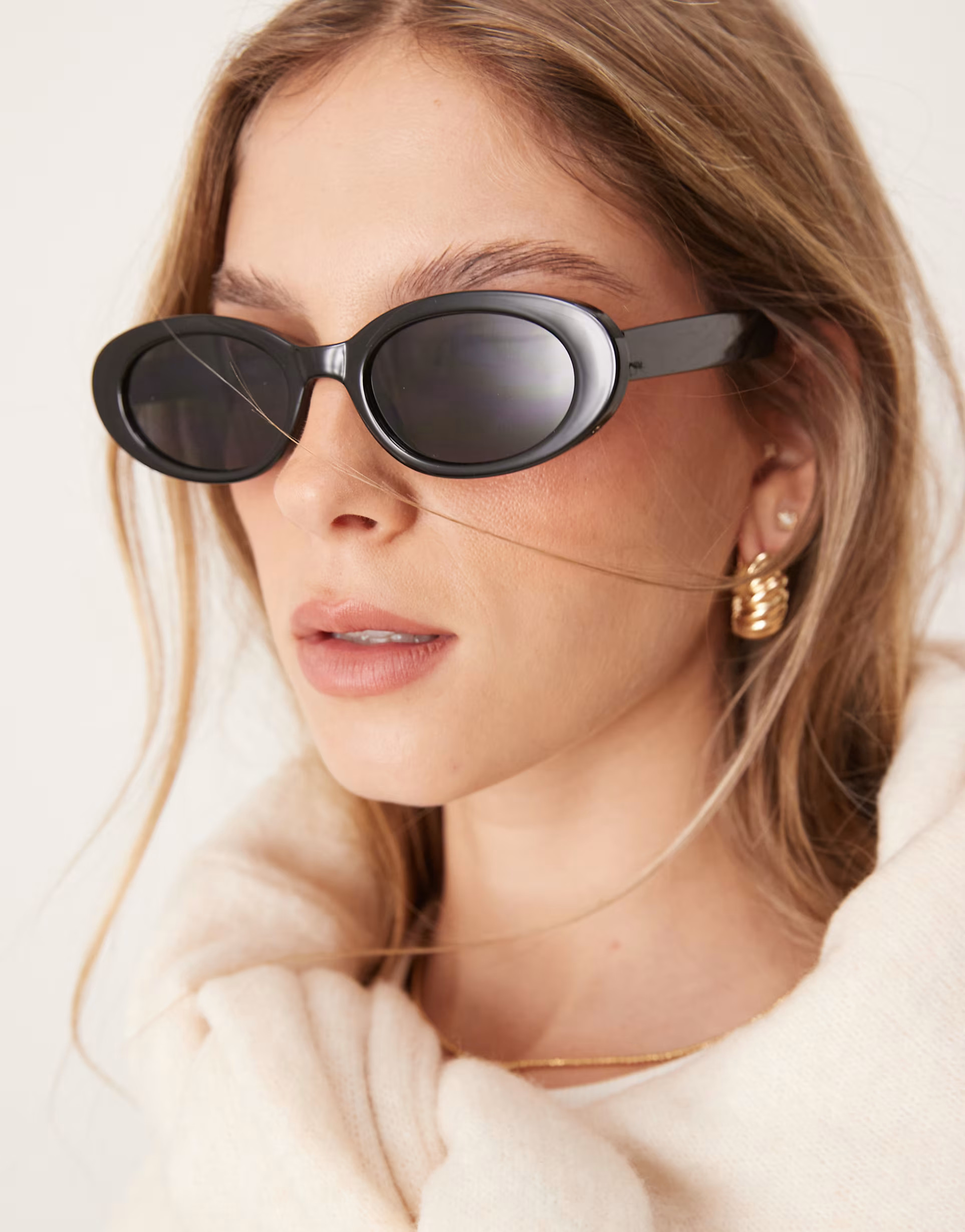 ASOS DESIGN skinny oval sunglasses in black | ASOS | ASOS (Global)