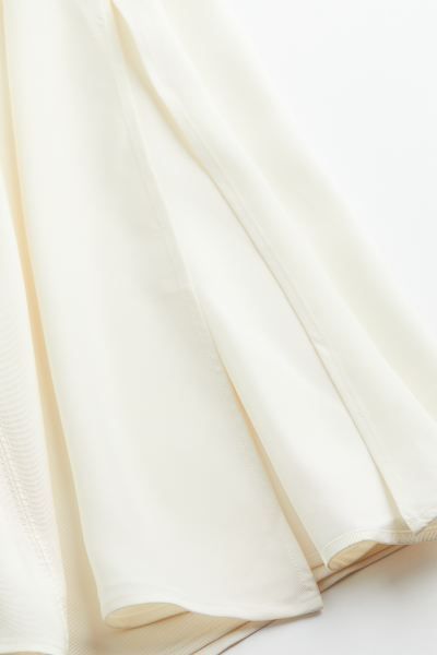 Calf-length skirt | H&M (UK, MY, IN, SG, PH, TW, HK)