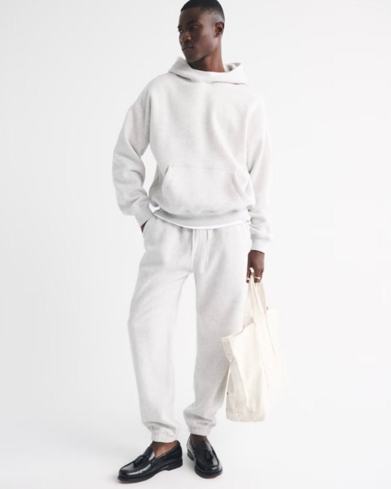 Abercrombie Men’s Essentials are all about clean cuts, neutral tones, and effortless layering. From premium tees and knit sweaters to tailored trousers and versatile outerwear, these staples are designed to build a modern, minimal wardrobe. Perfect for everyday wear, casual outings, or elevated street style looks.

📌 Hashtags:

#AbercrombieMen #MensWardrobeEssentials #ModernMensStyle #MinimalMenswear #MensOutfitInspo #ElevatedBasics #MensFashionFinds #CapsuleWardrobeMen 

 #LTKMens