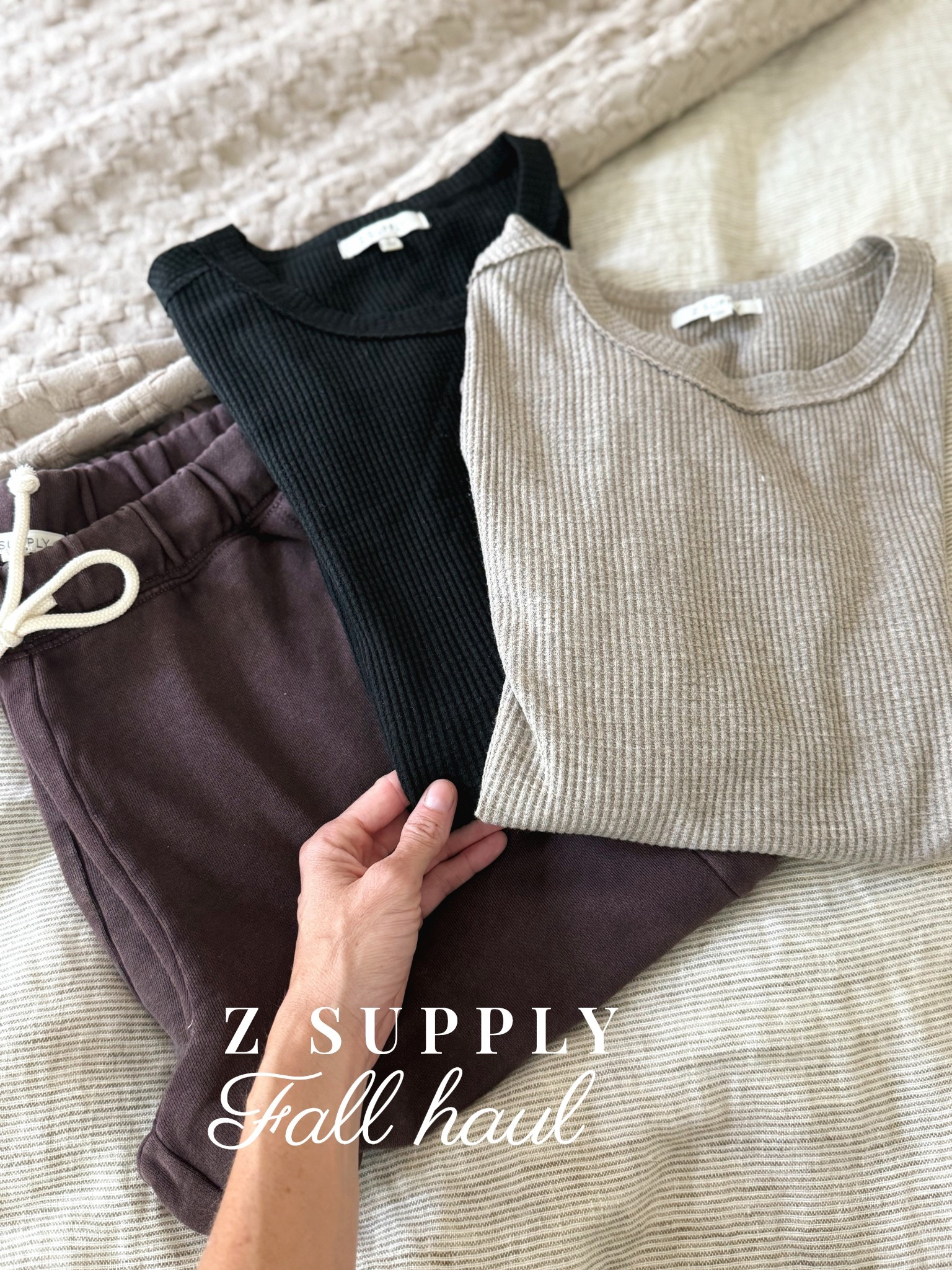 My most recent Z Supply Fall haul with brown draw string pants and super comfy waffle knit thermal tops 🍂 #zsupply #fall #tops #sweaters #sweatpants

#LTKSeasonal #LTKFindsUnder50 #LTKHome