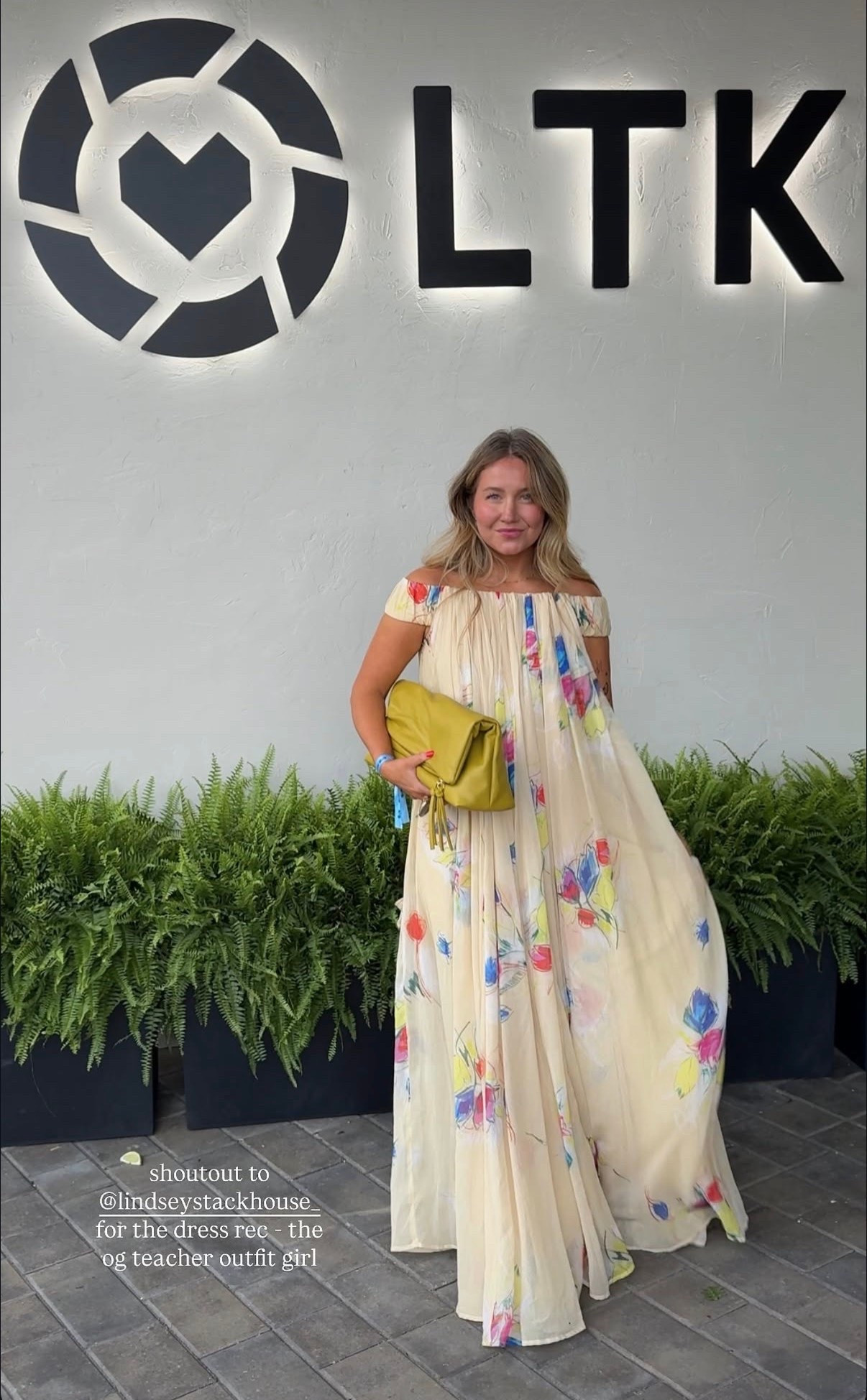 this dress is amazing! Would be perfect for a wedding!

#LTKCon #LTKootd #LTKdayinmylife