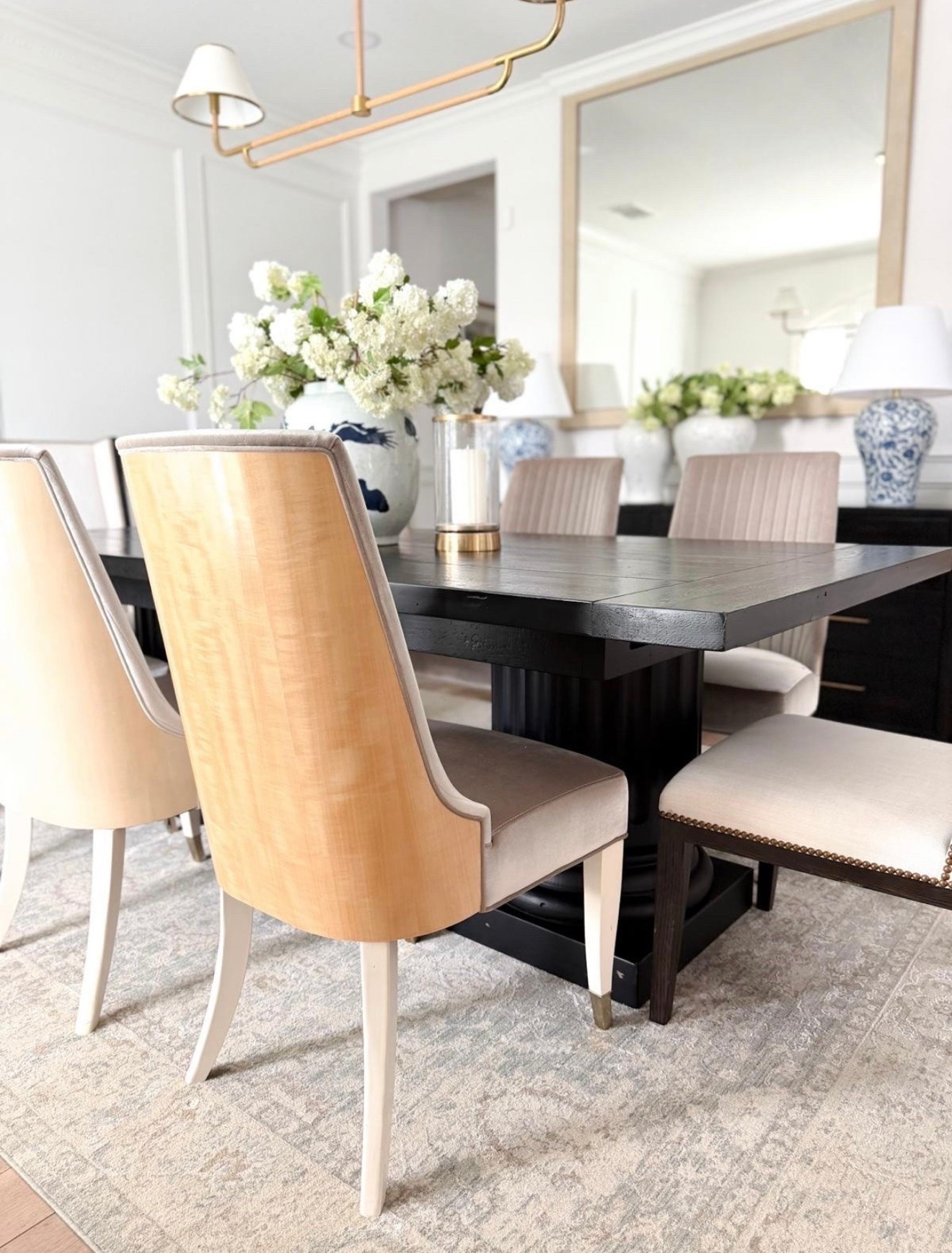#ad This is one of those rugs that just makes everything look more put together the second you lay it down. This timeless neutral rug from @rachelzoe x @livabliss at @wayfair has the prettiest tone and texture and gives that effortless, high-end look without feeling overdone. It works year round and somehow still holds up to everyday life with kids, which is a win in my book. We have been loving it so much I have purchased it twice now!! If you’ve been wanting that polished, classic aesthetic home feel, this is such a good one.
#Wayfair #WayfairPartner @wayfair #rachelzoexlivabliss

#LTKSeasonal #LTKOver40 #LTKHome